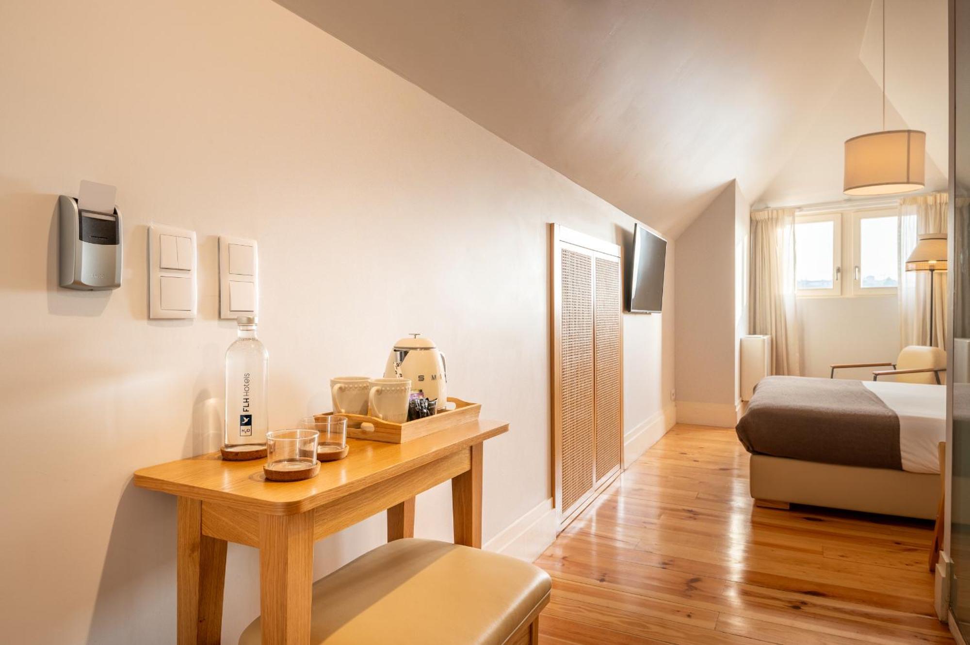 Deluxe Double Room River View