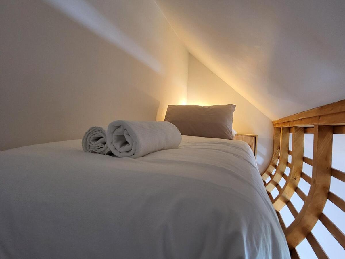 4-Bed Mixed Dormitory Room