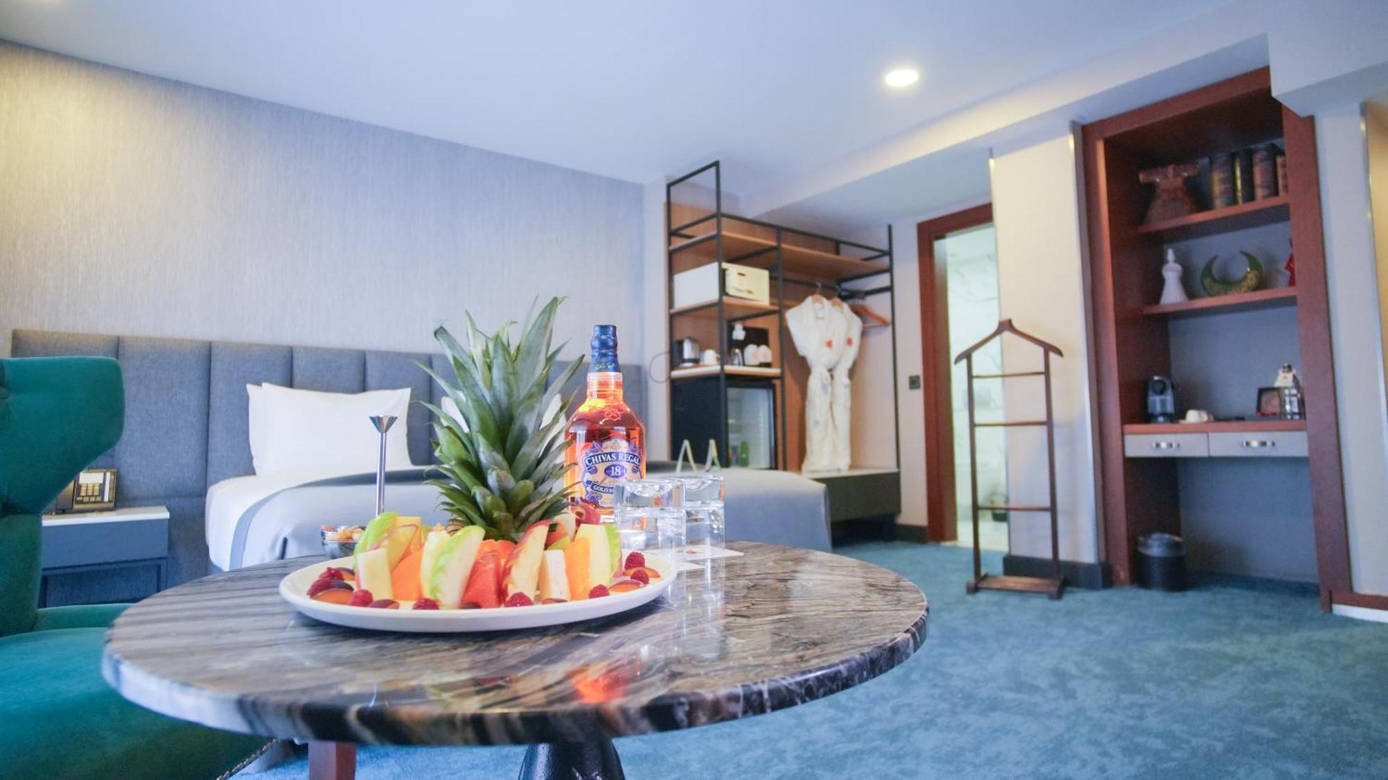 Executive Suite