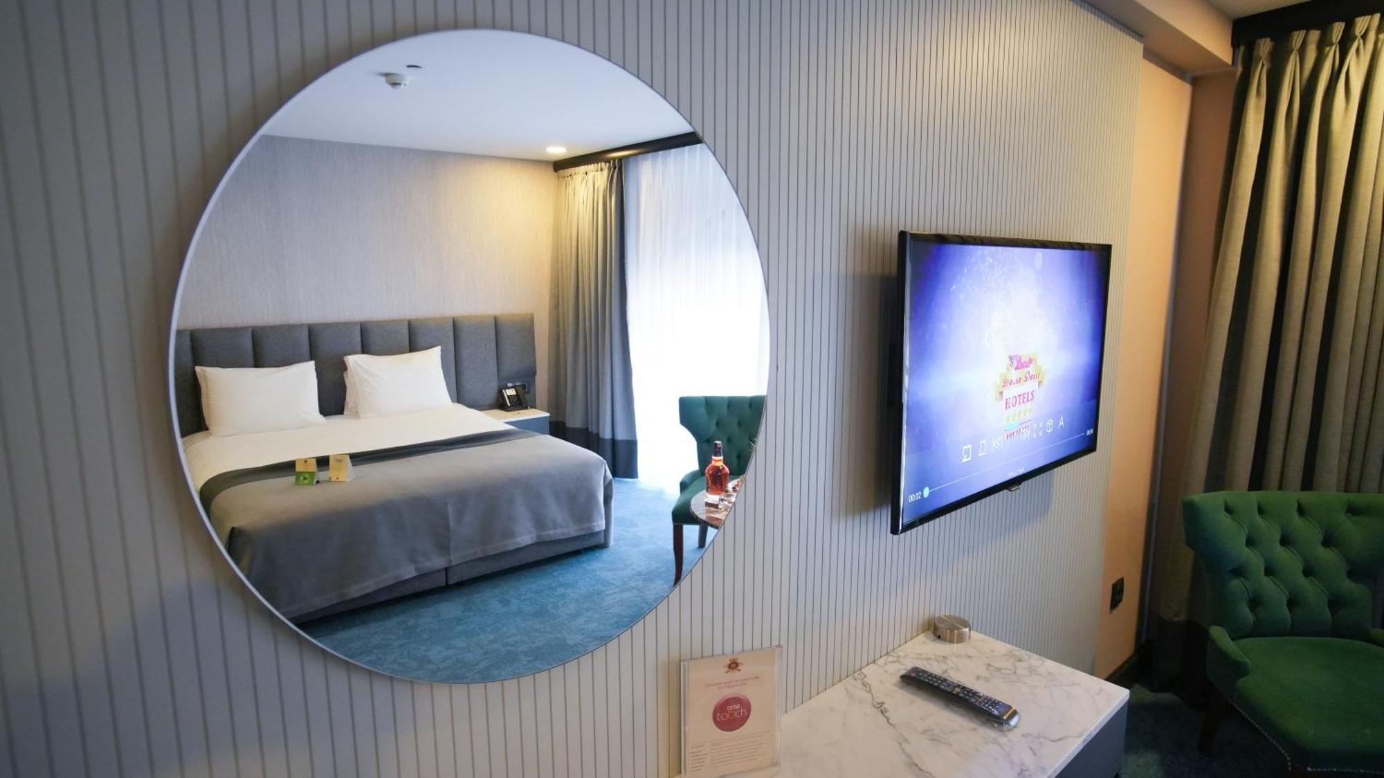 Executive Suite