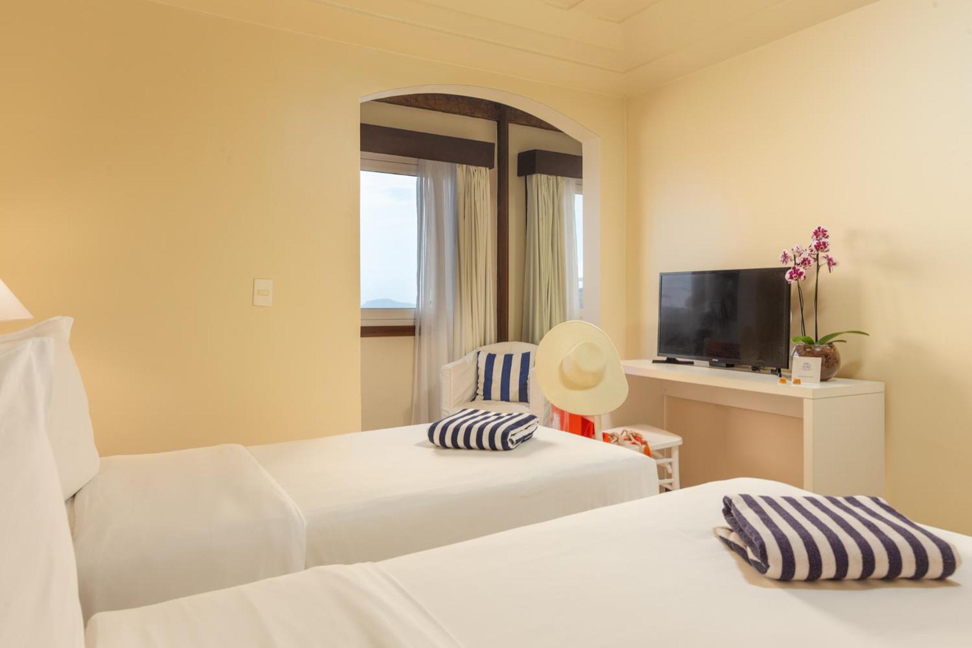 Standard Double Room Partial Sea View
