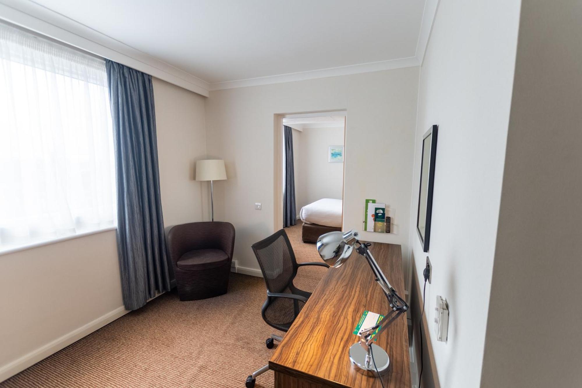 Standard King Room Disability Access