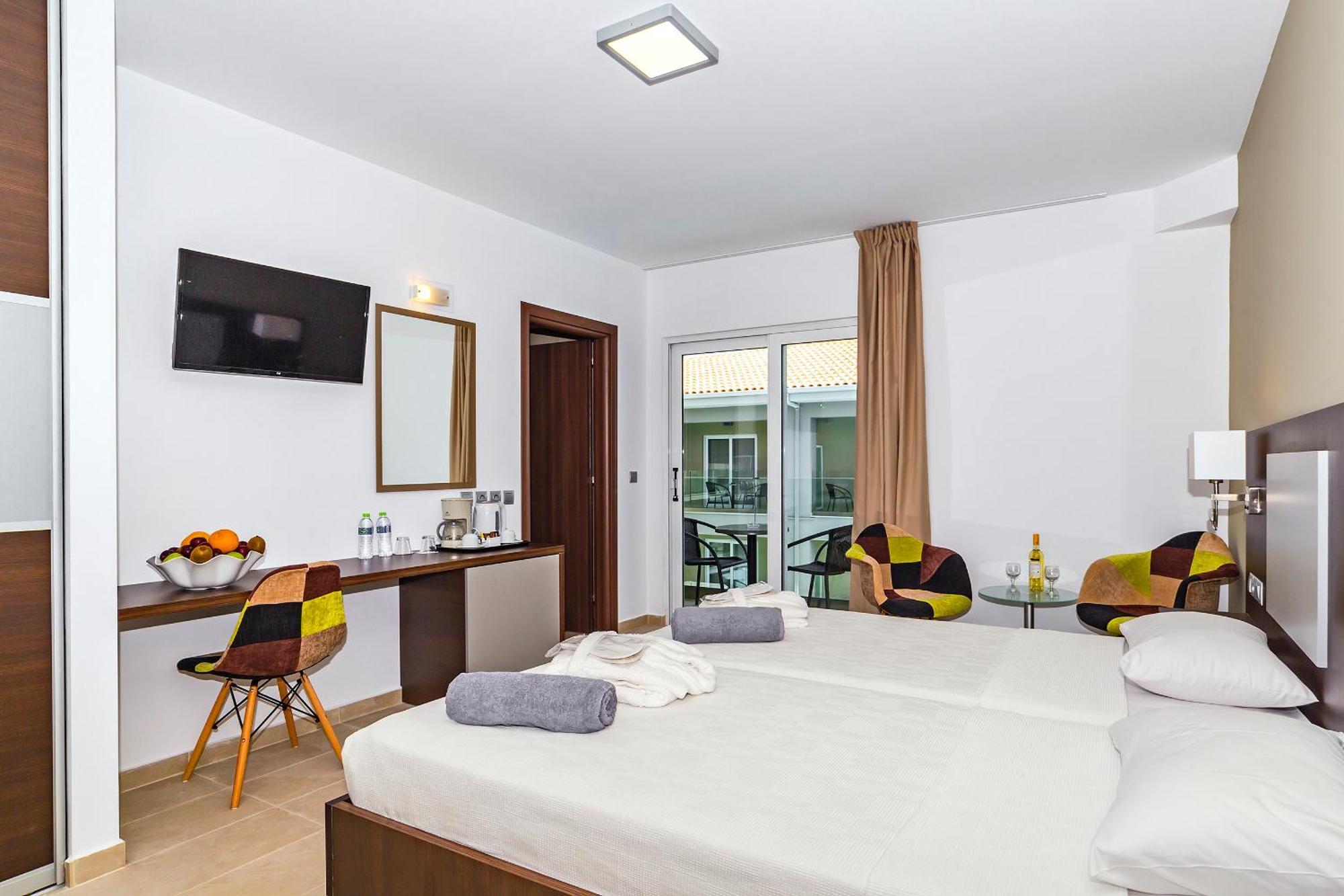 Superior Room Land View