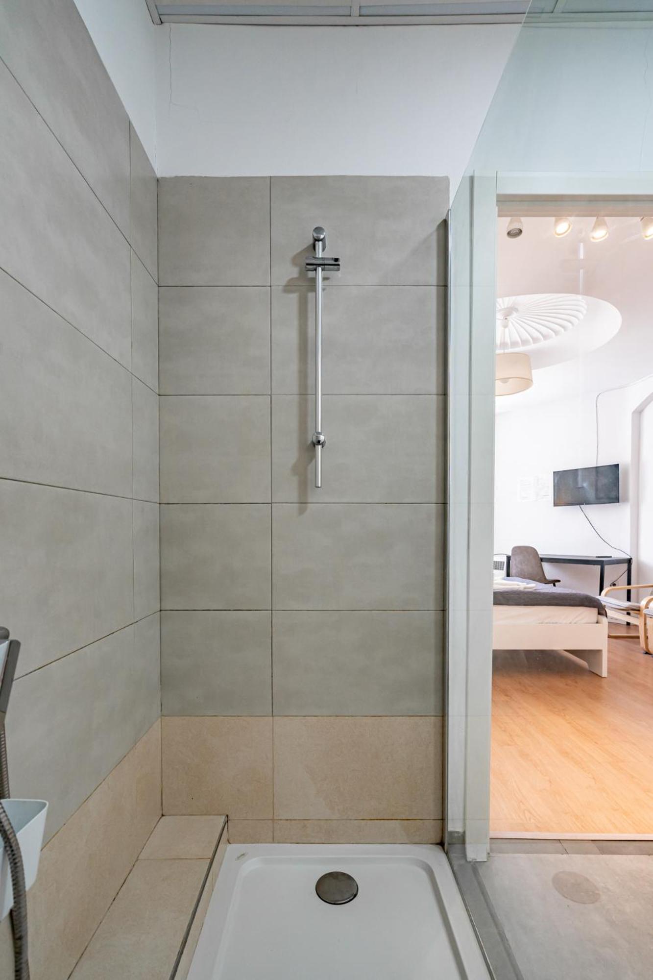 Triple Room Private Bathroom