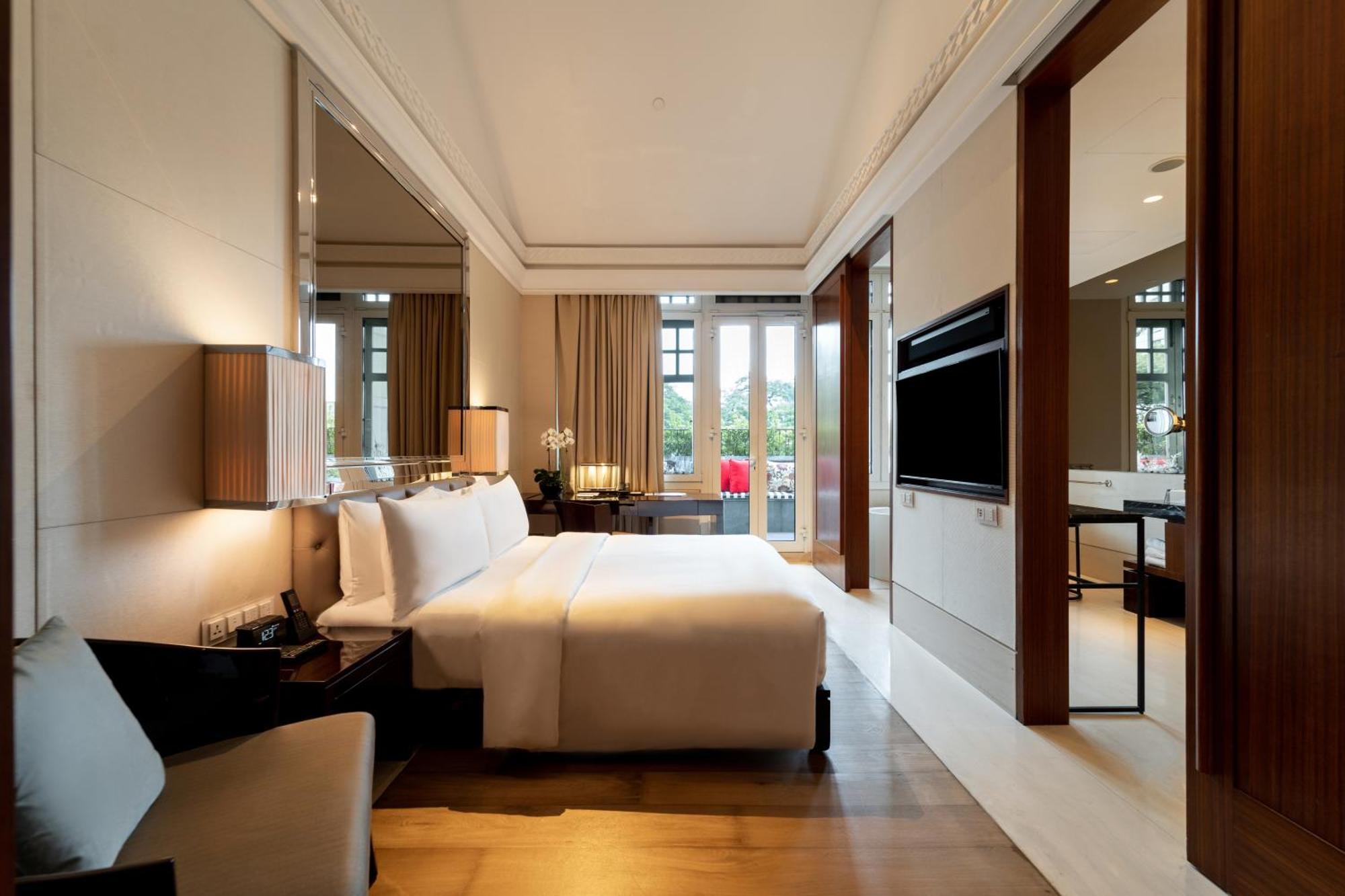 Terrace Room King Bed