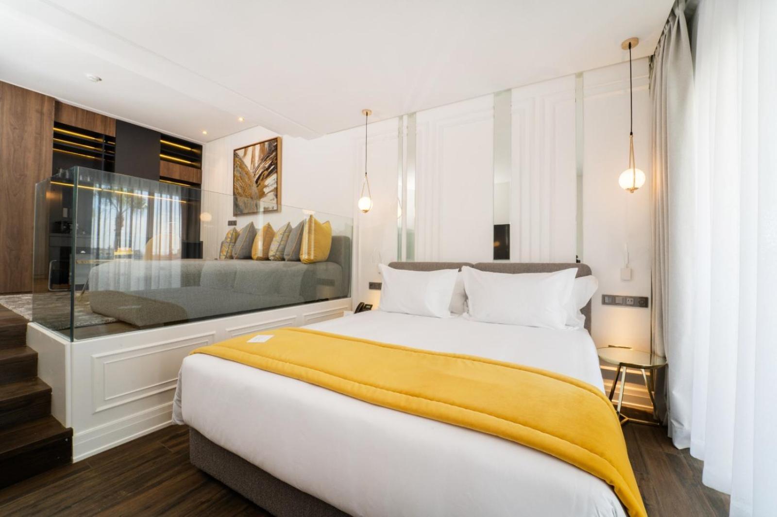 Queen Room Balcony