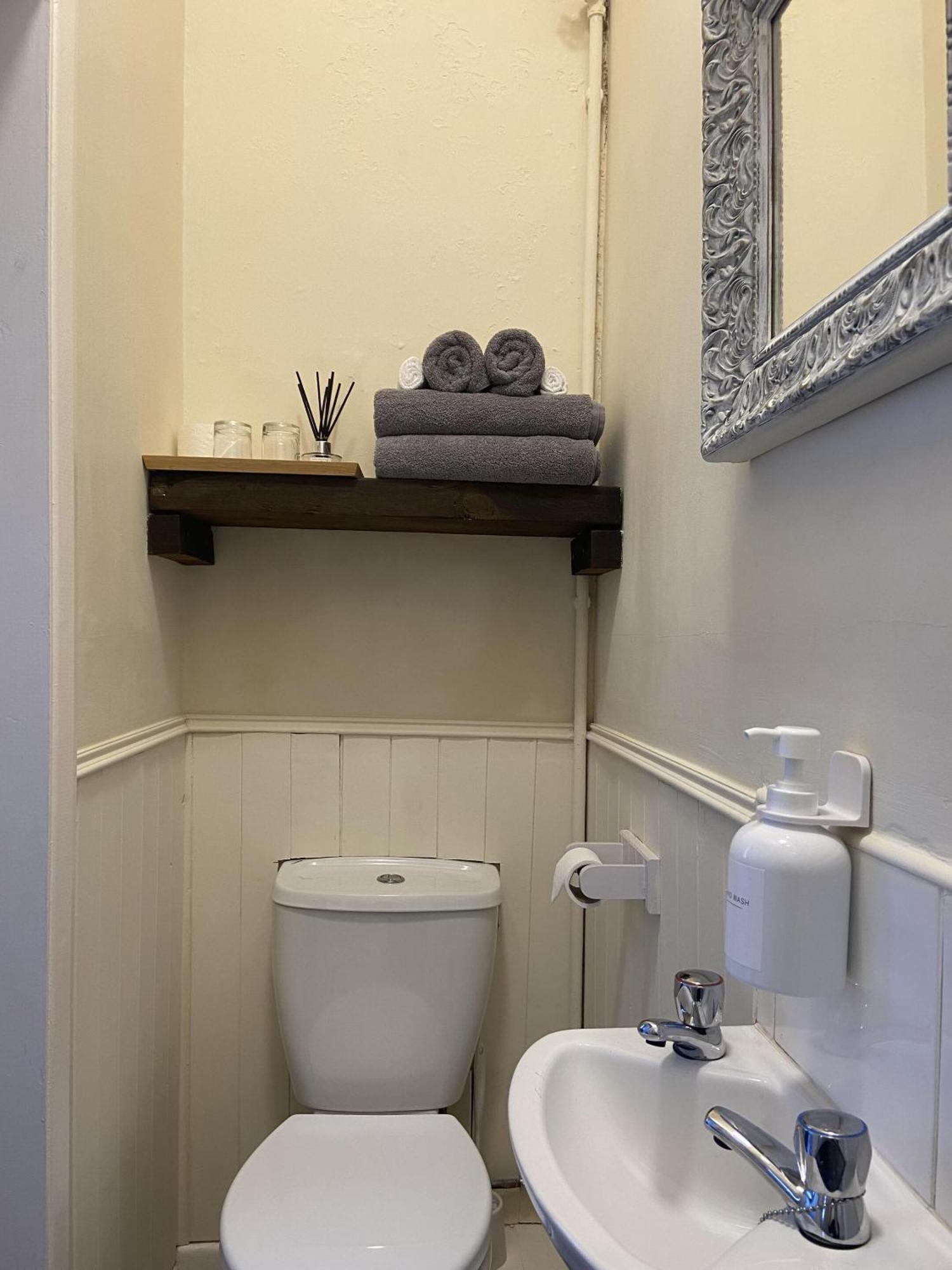 Double Room with Private Bathroom