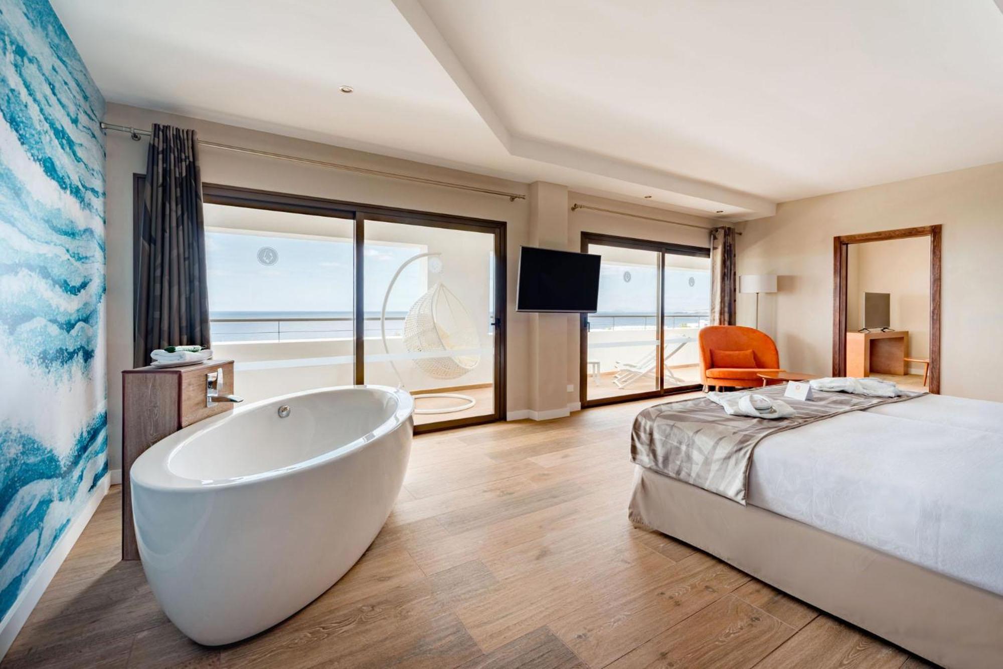 Select Suite Sea View