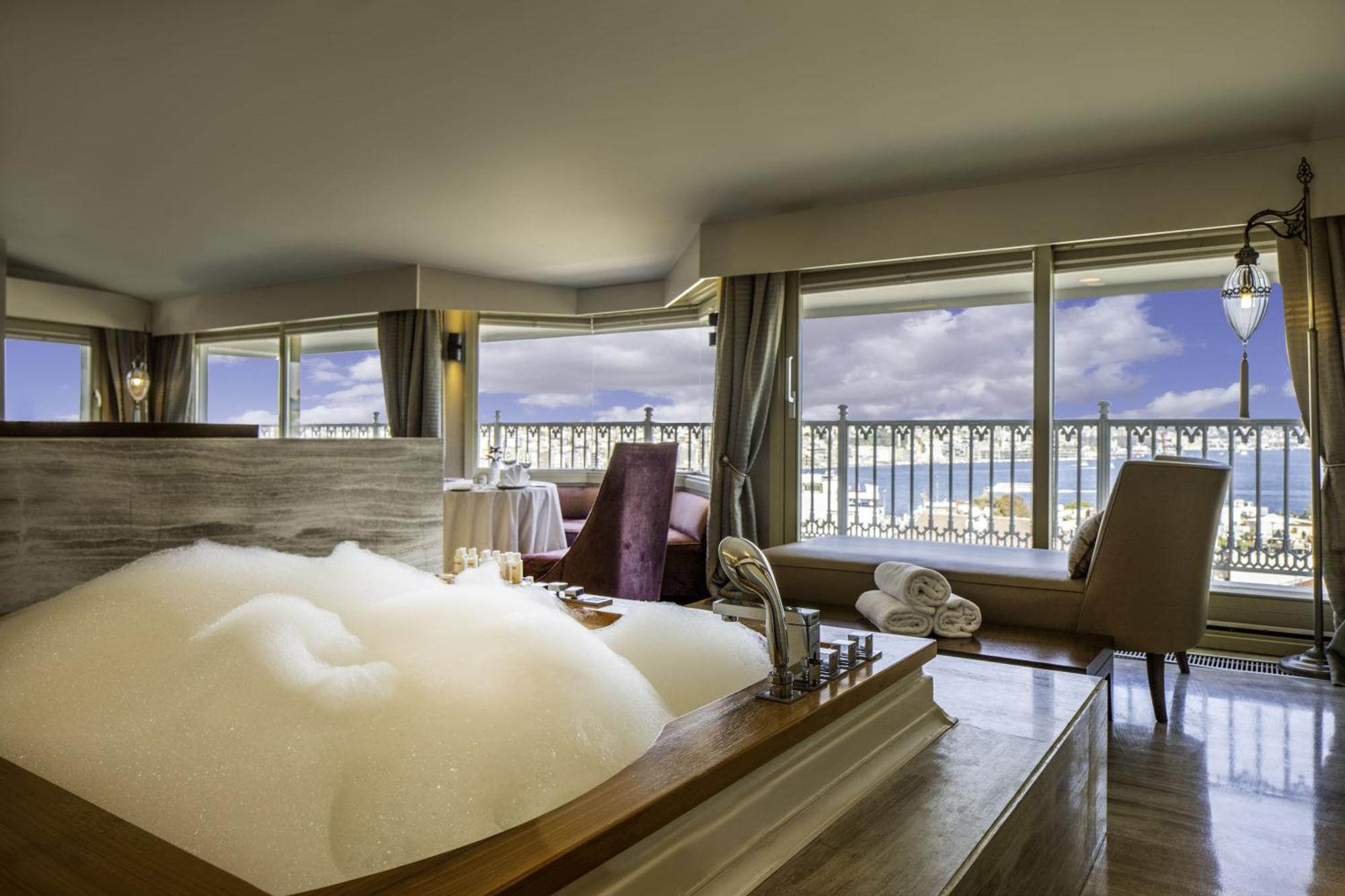 King Suite