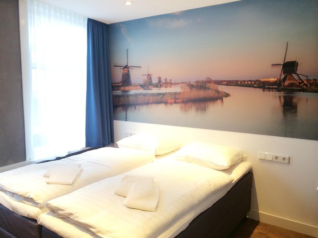 Double Room with Private Bathroom,379778017:JPEG