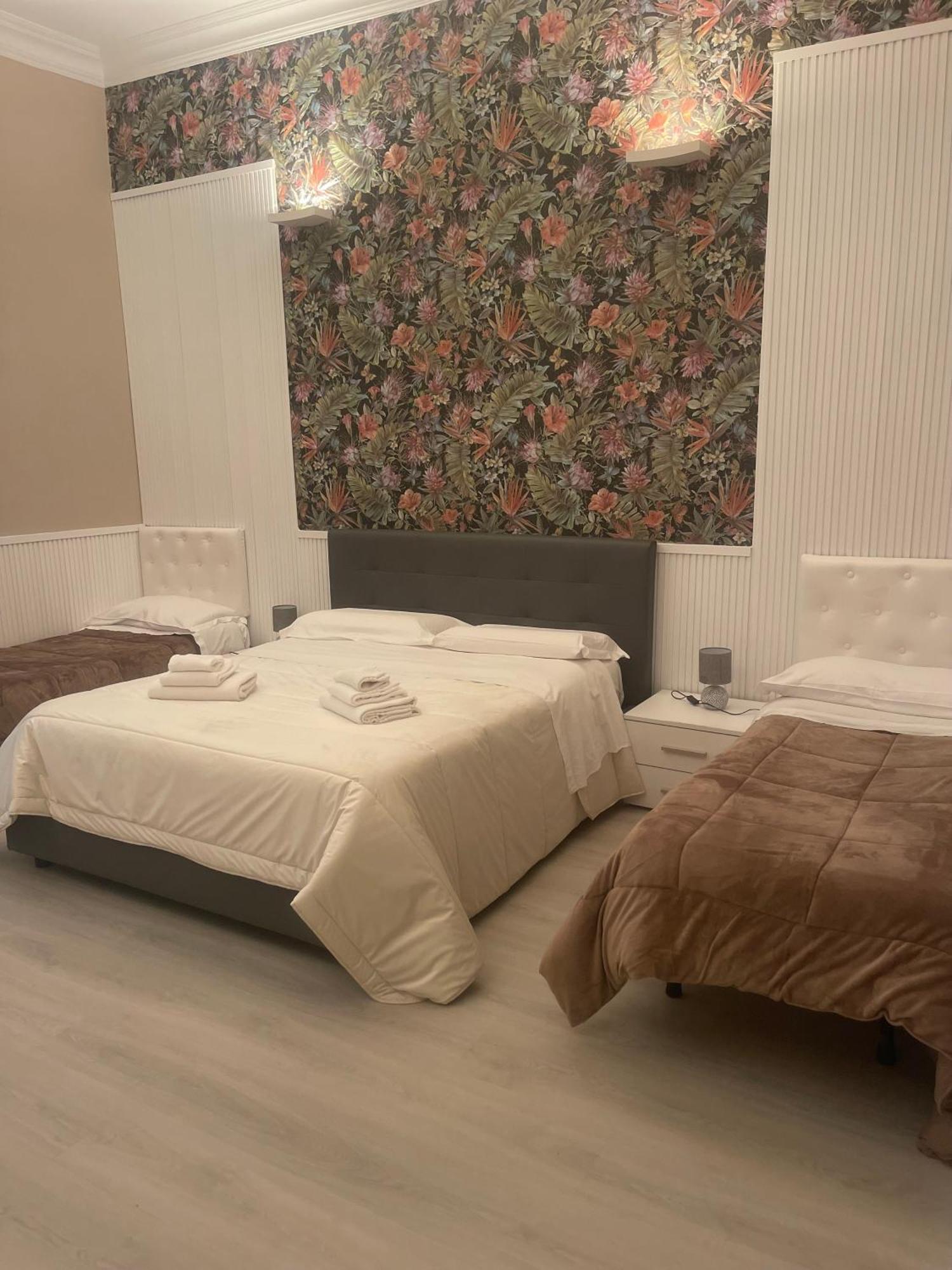 Quadruple Room,1526066506:JPEG