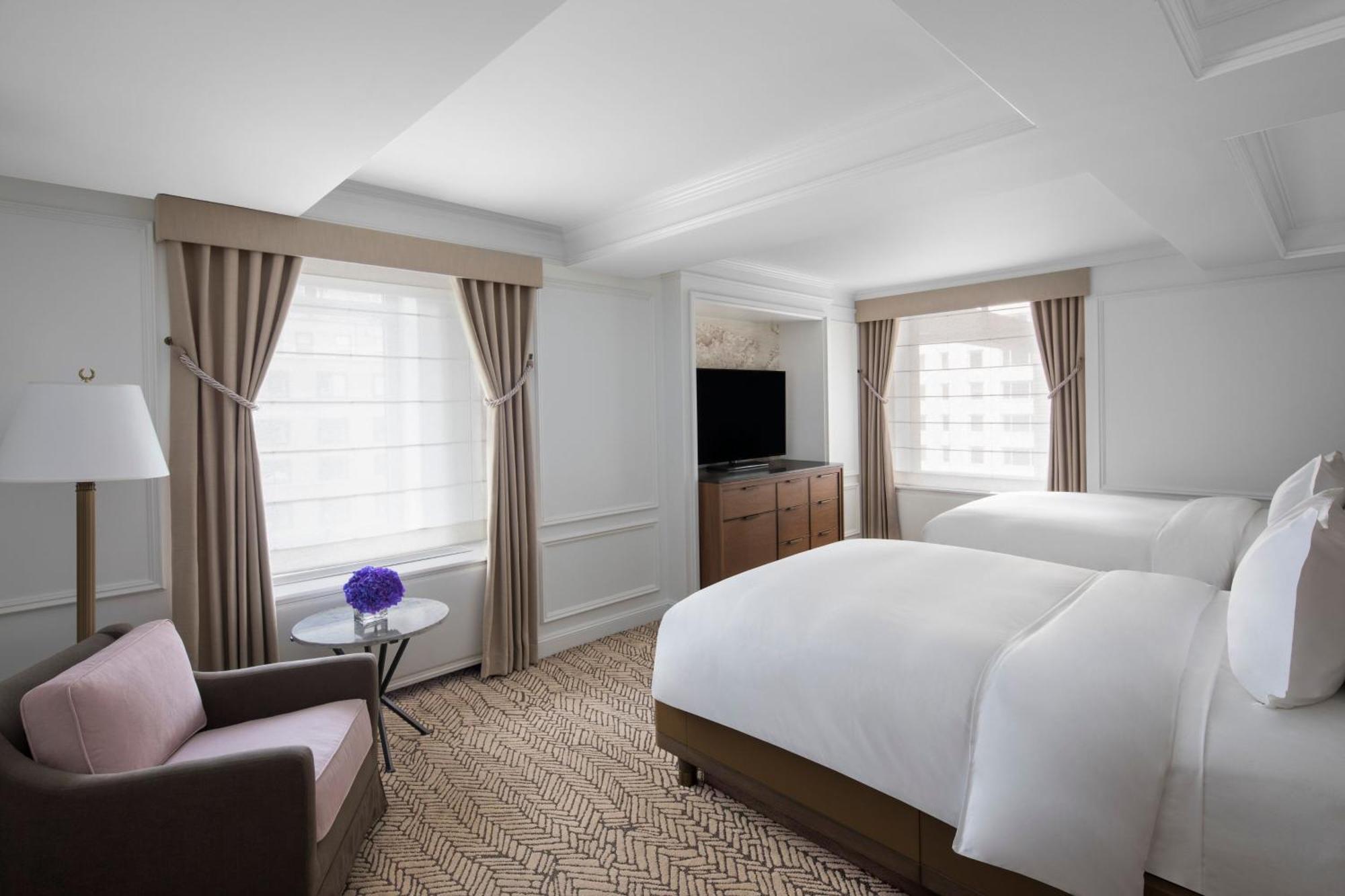 Deluxe Interior View Room 2 Double Beds
