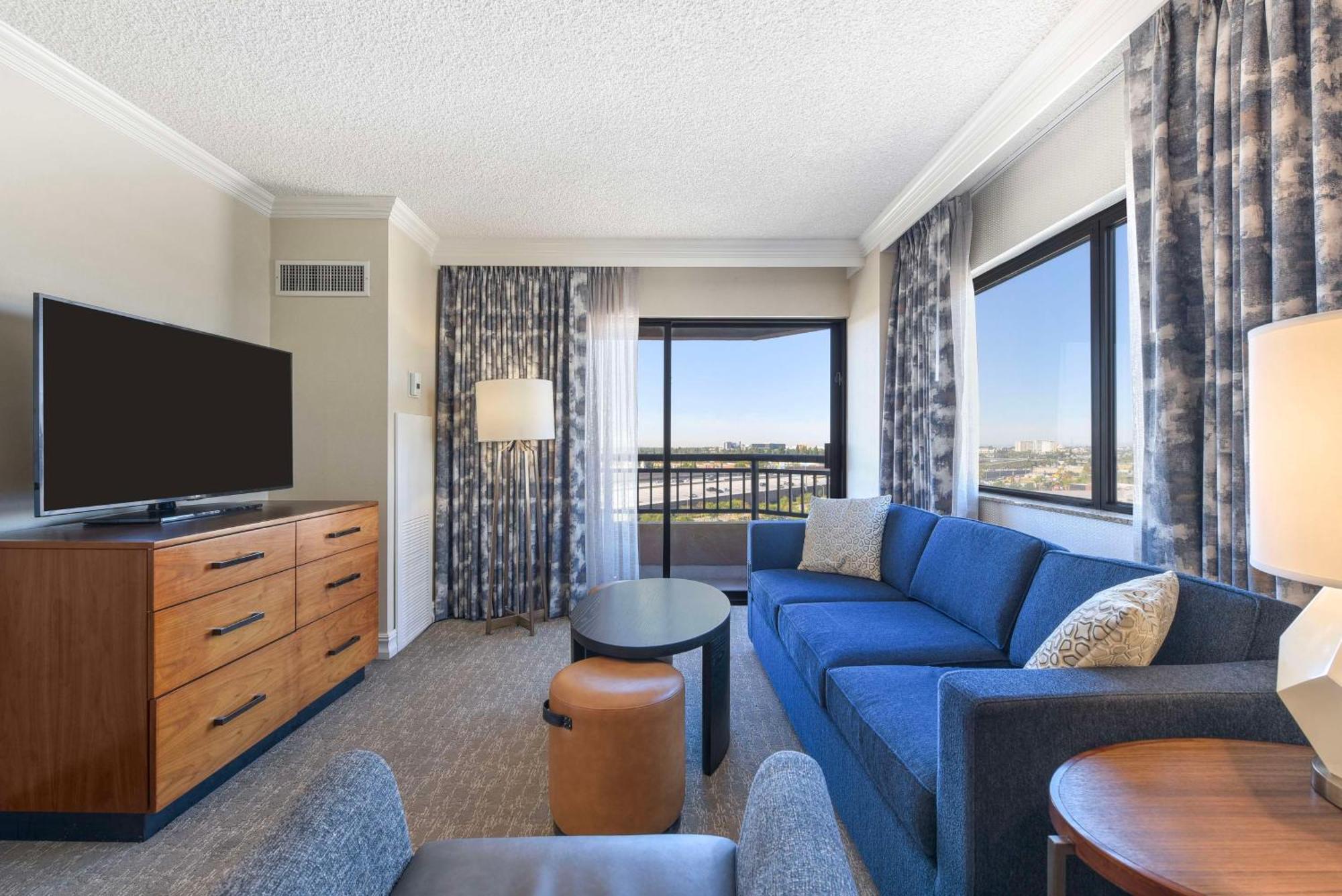Suite Double avec Canapé-Lit et Balcon