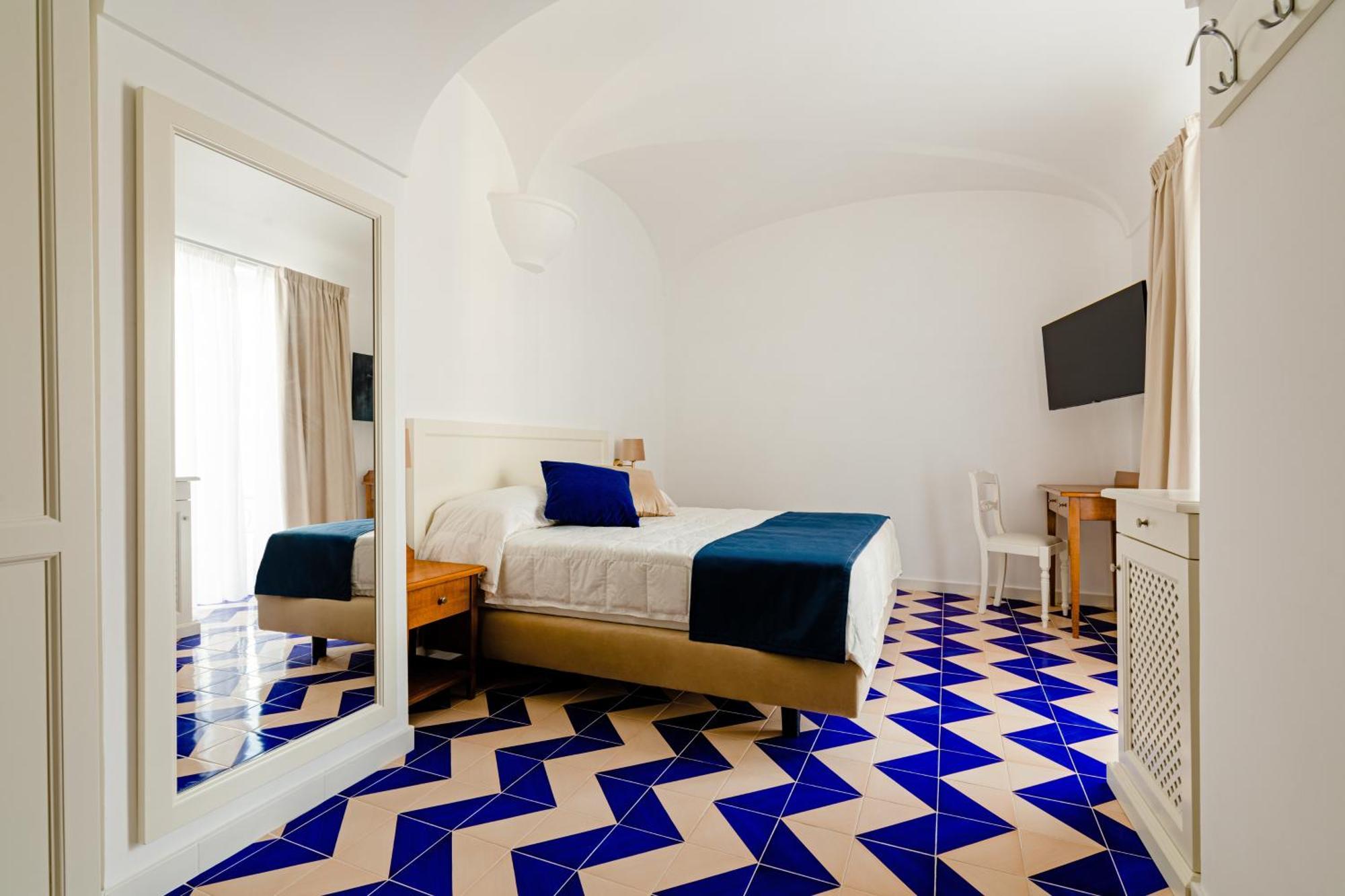 Superior Double or Twin Room Terrace