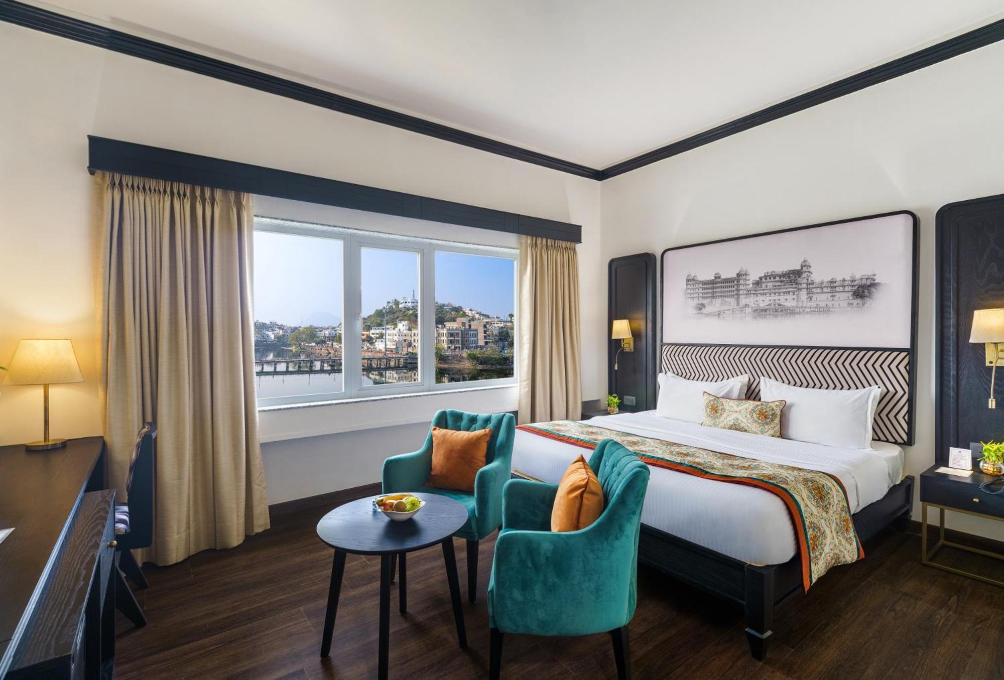 King Room Lake View on Spa on two way Airport Transfer,1526600425:JPEG