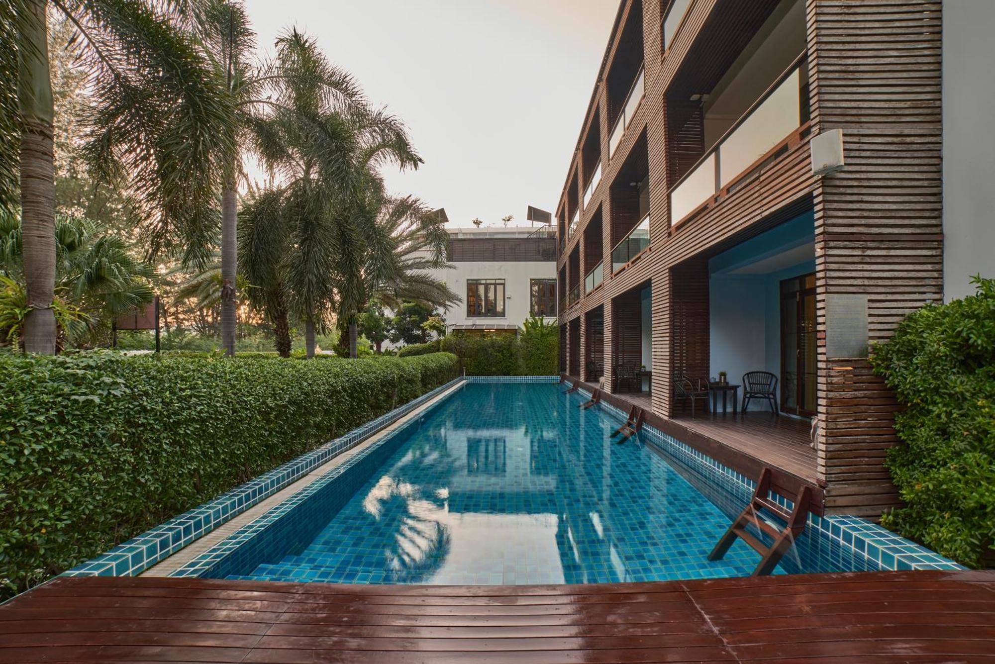 Deluxe Double or Twin Room Swimming Pool Access,1742671937:JPEG