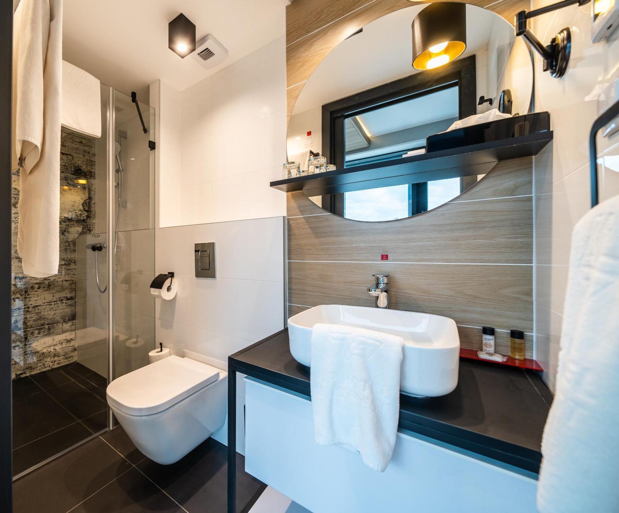 Mini Smart Zimmer mit Terrasse