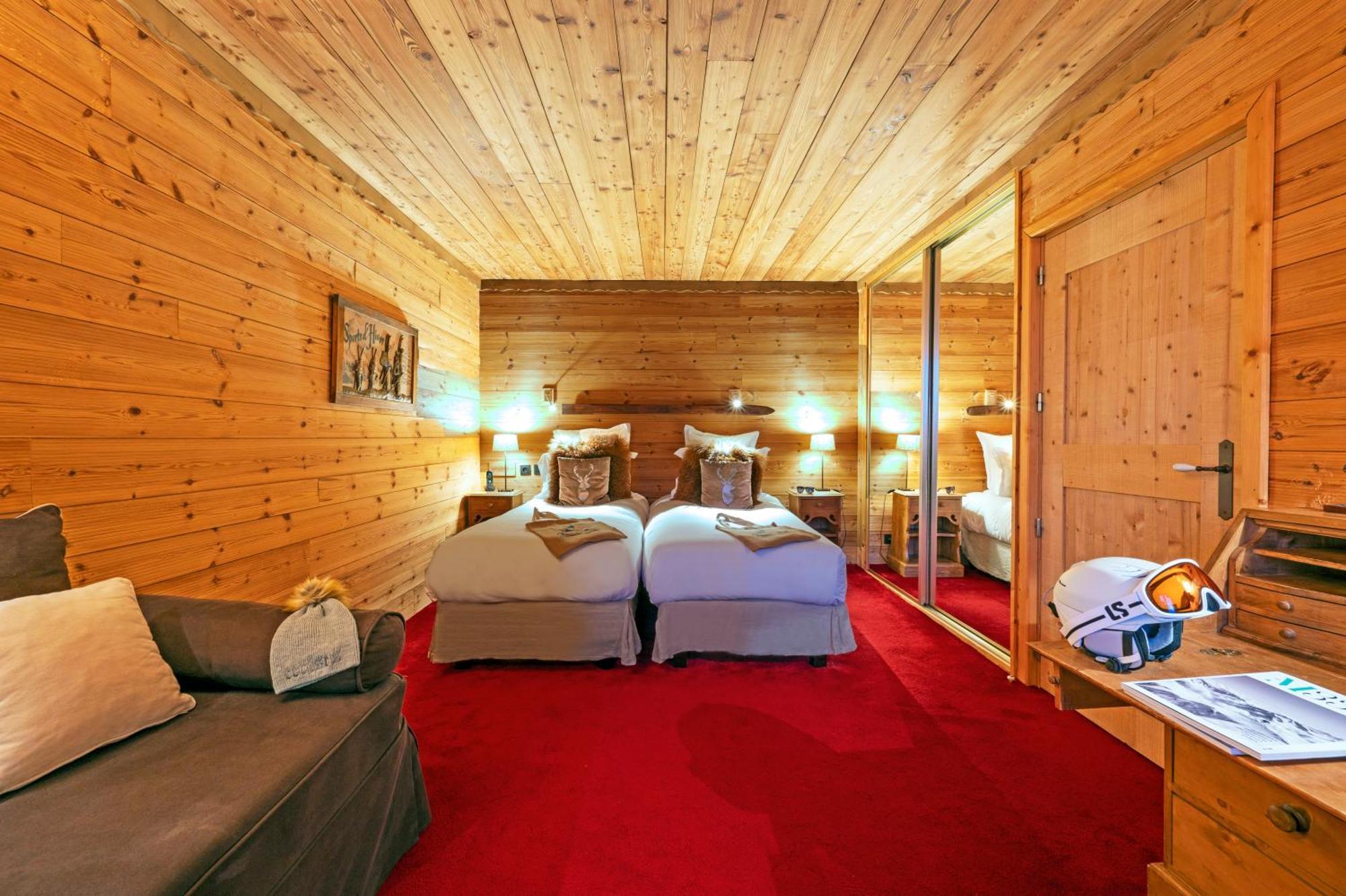Comfort Room,1526897107:JPEG