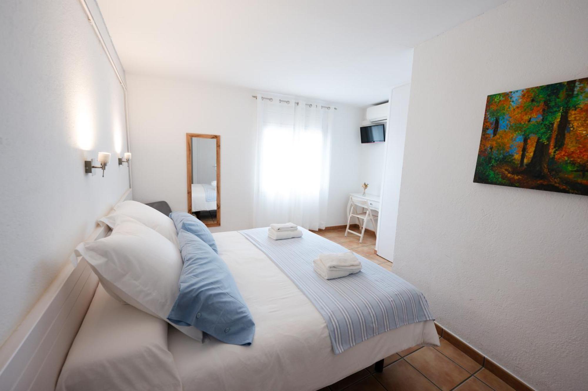 Double Room with Private Bathroom