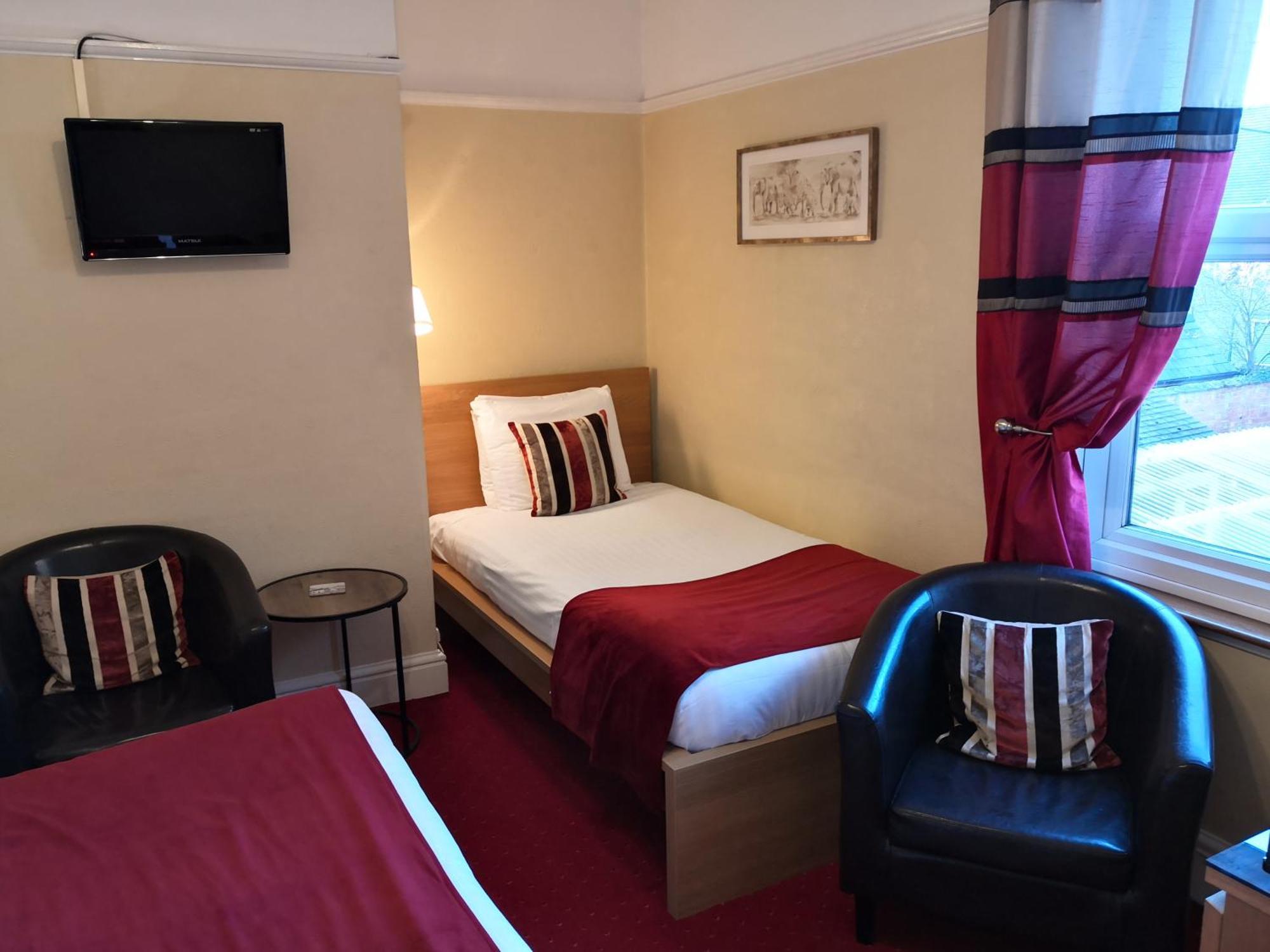 Family Room En Suite