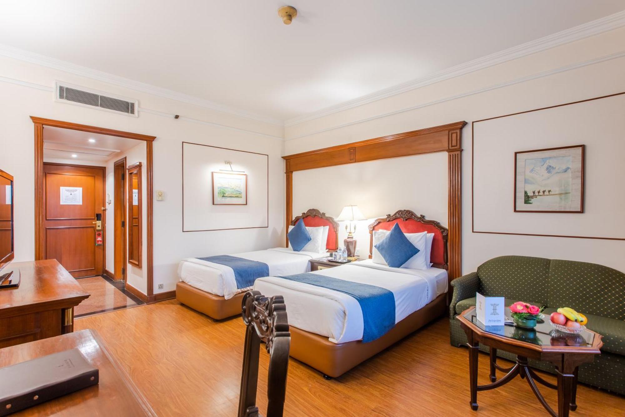 Deluxe Twin Room on Spa & Laundry