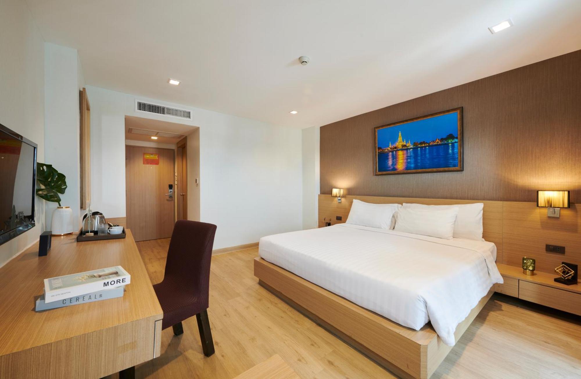 Deluxe Double or Twin Room Balcony