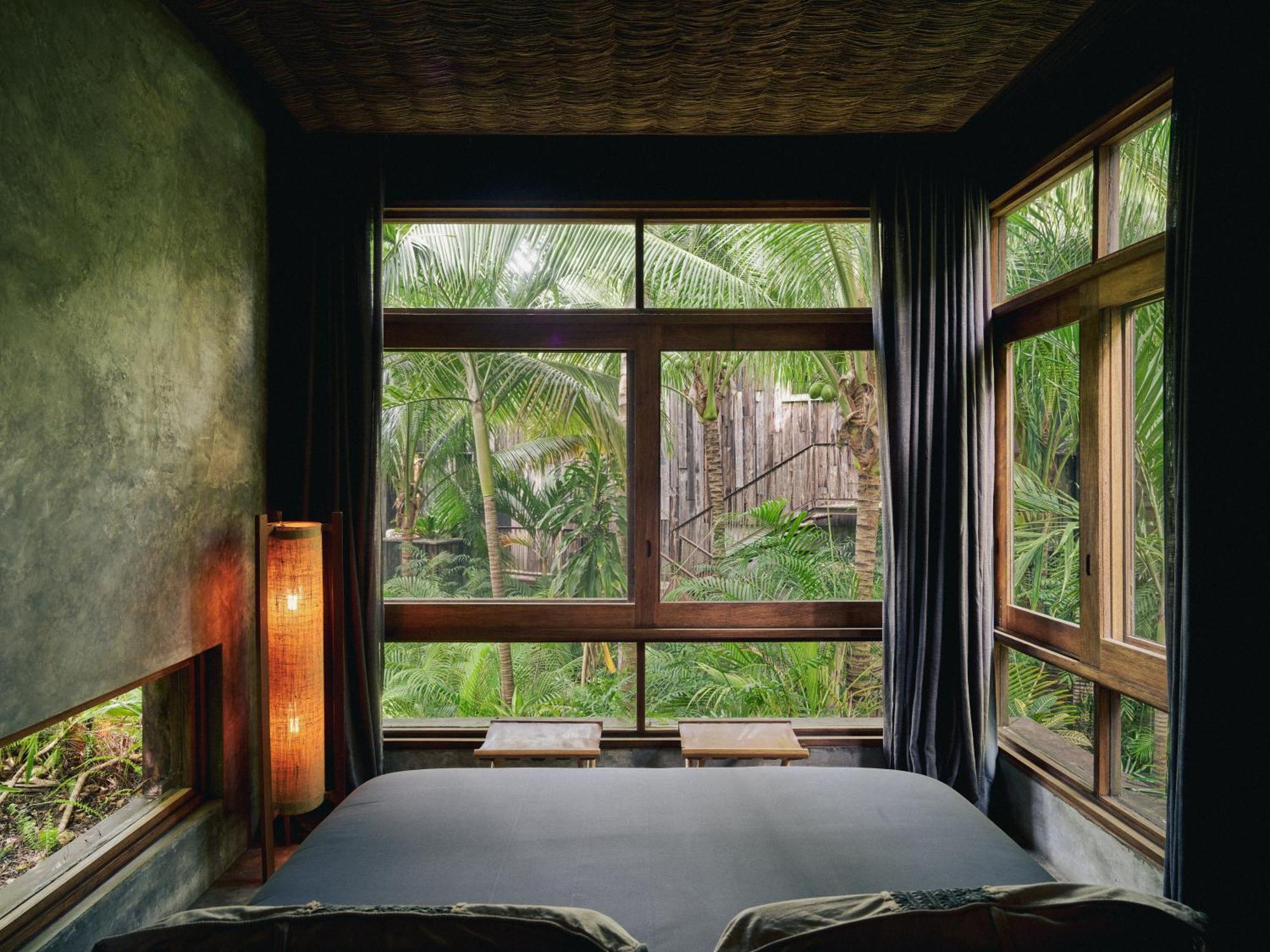 Air Suite Plunge Pool