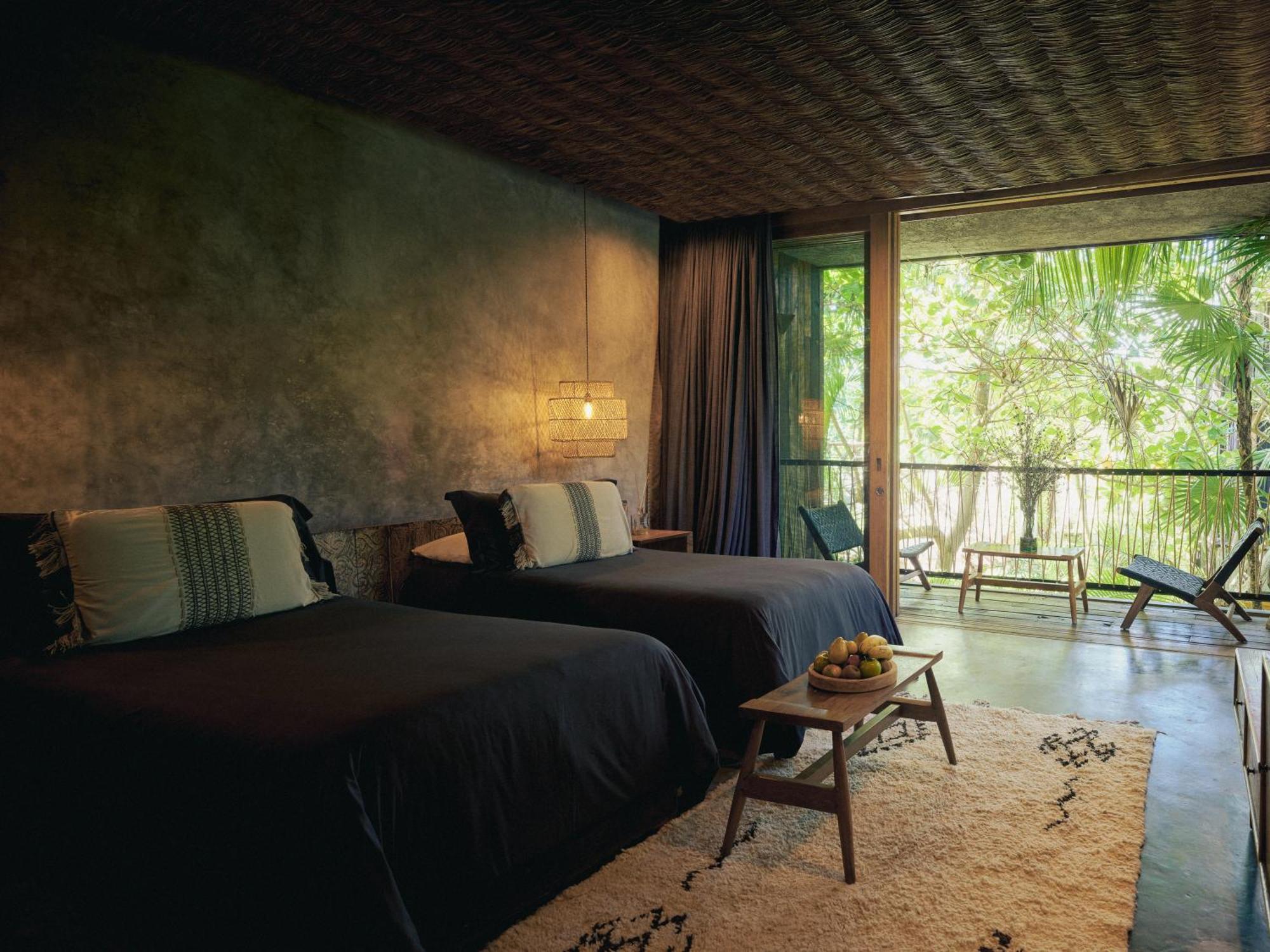 Palm Suite