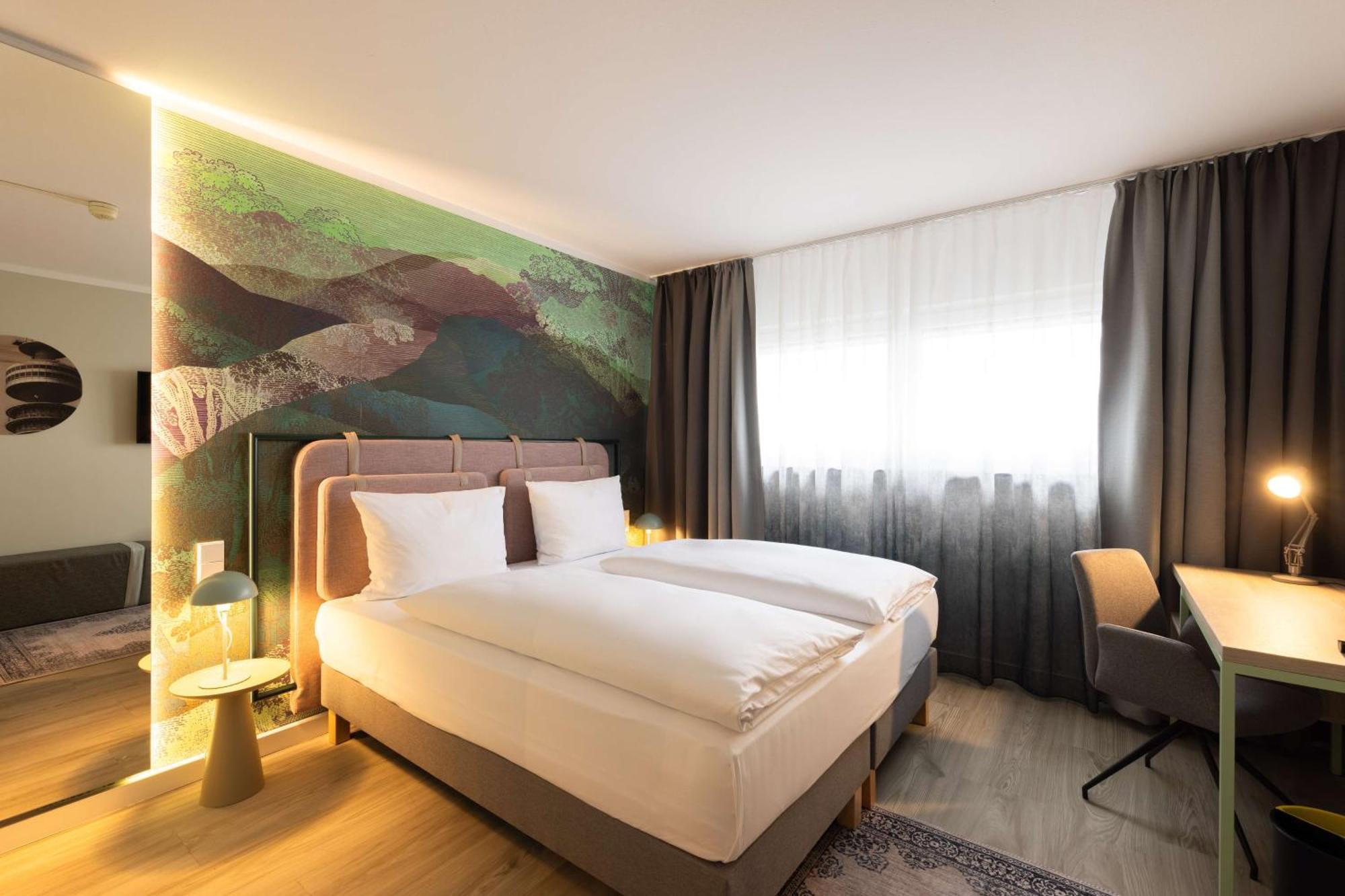 Standard Single Room,1530830122:JPEG
