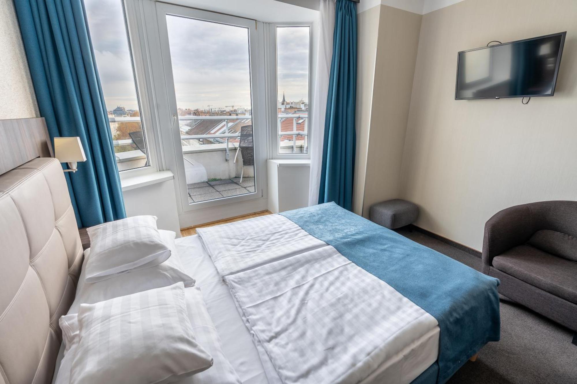 Superior Double Room Balcony