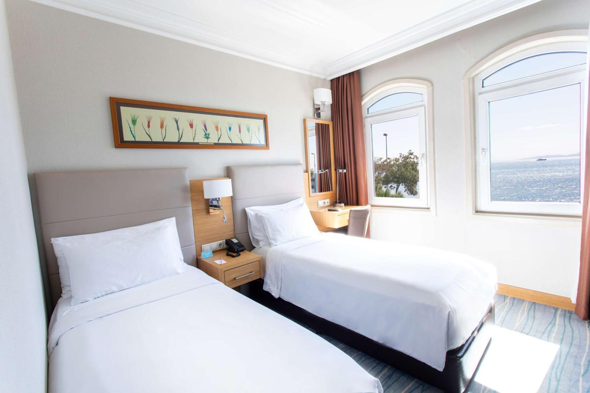 Standard Room Sea View Non-Smoking