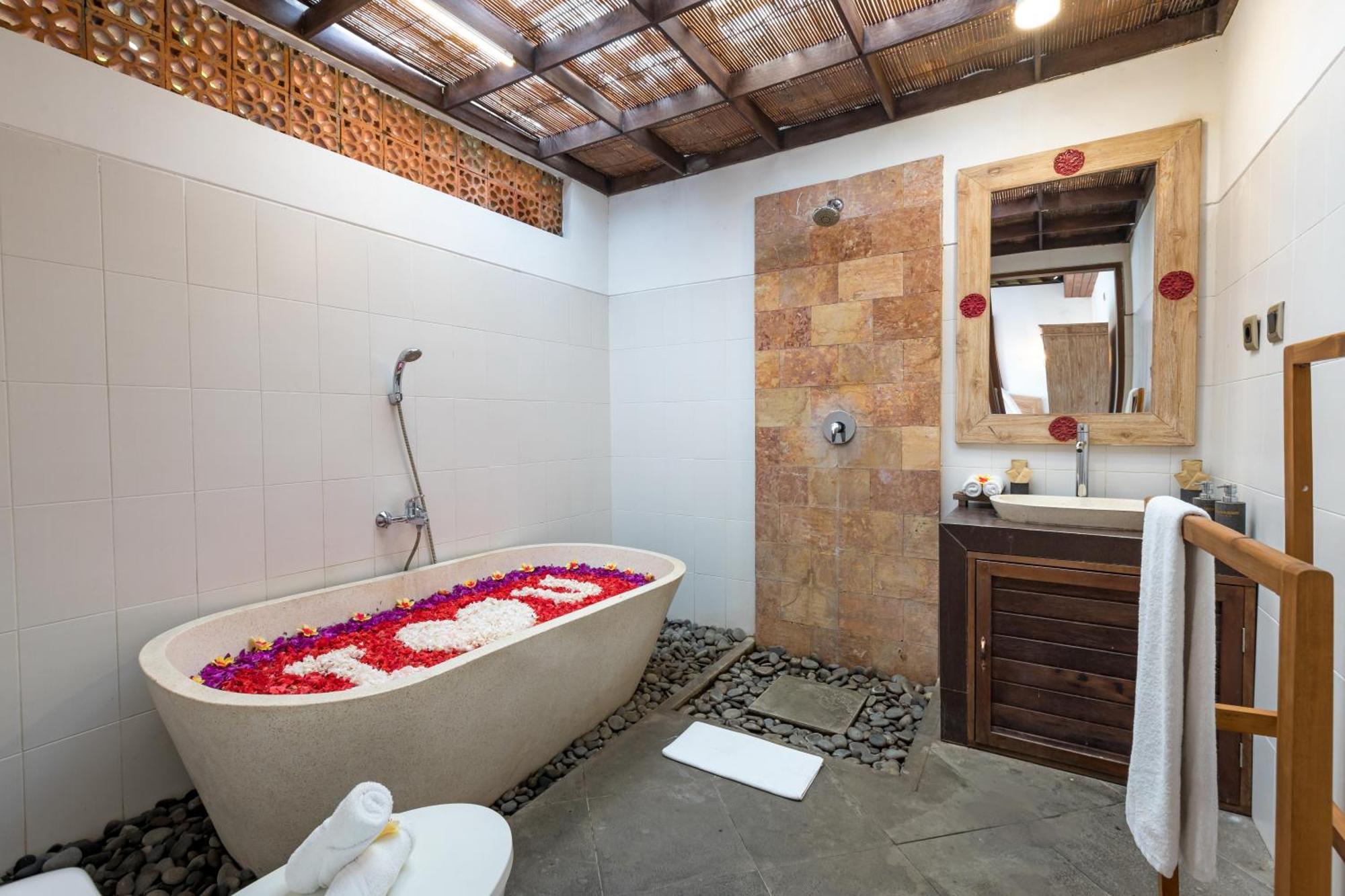 Superior One Bedroom Pool Villa