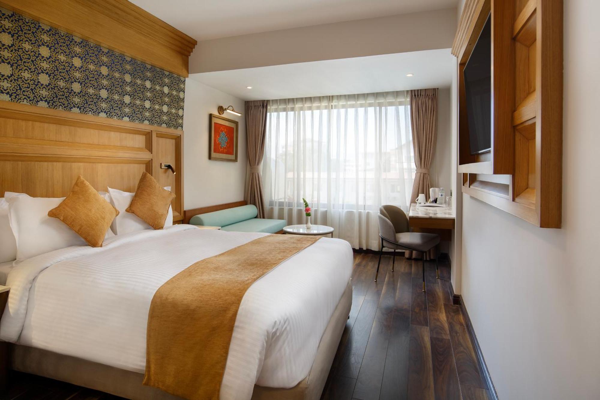 Deluxe Double or Twin Room