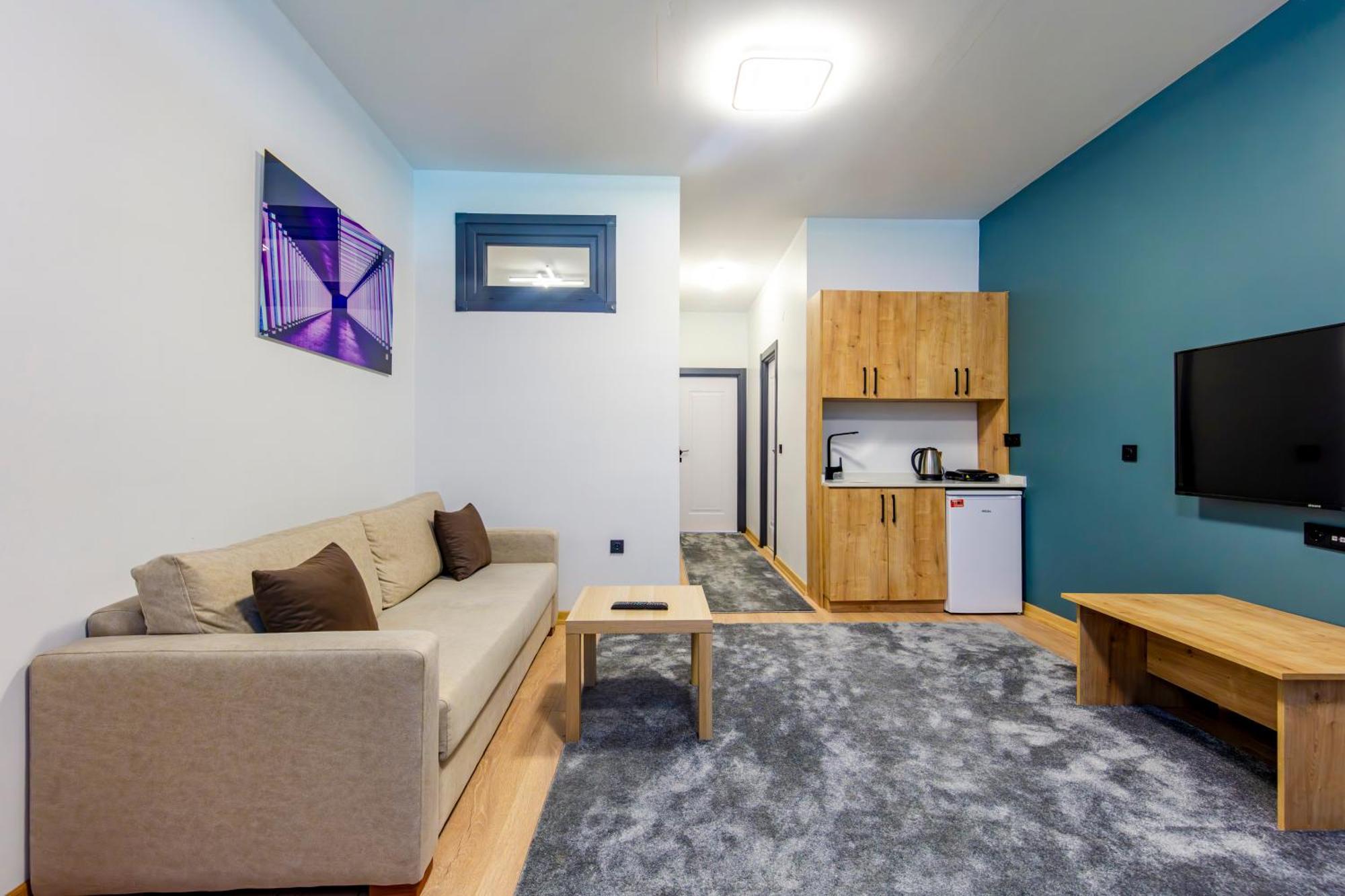 Deluxe Apartment