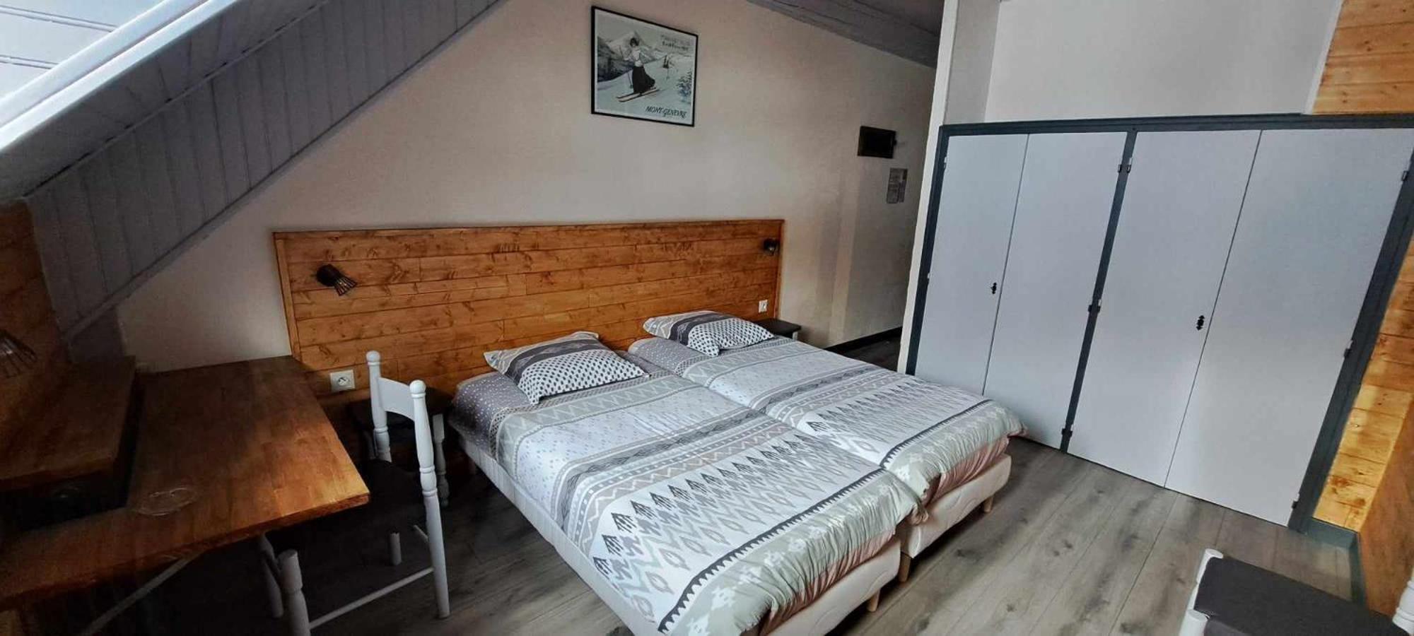 Twin Room Mountain View South