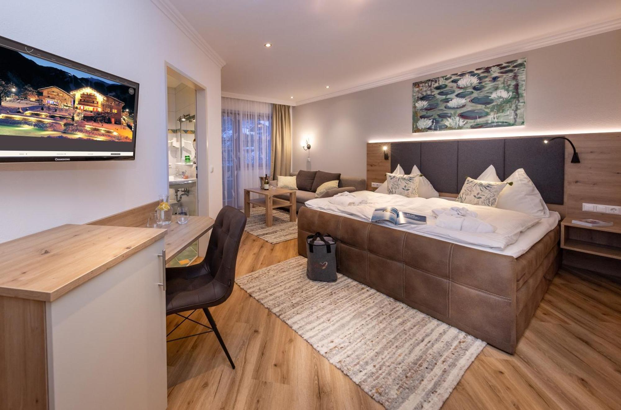 Deluxe Double Room Balcony