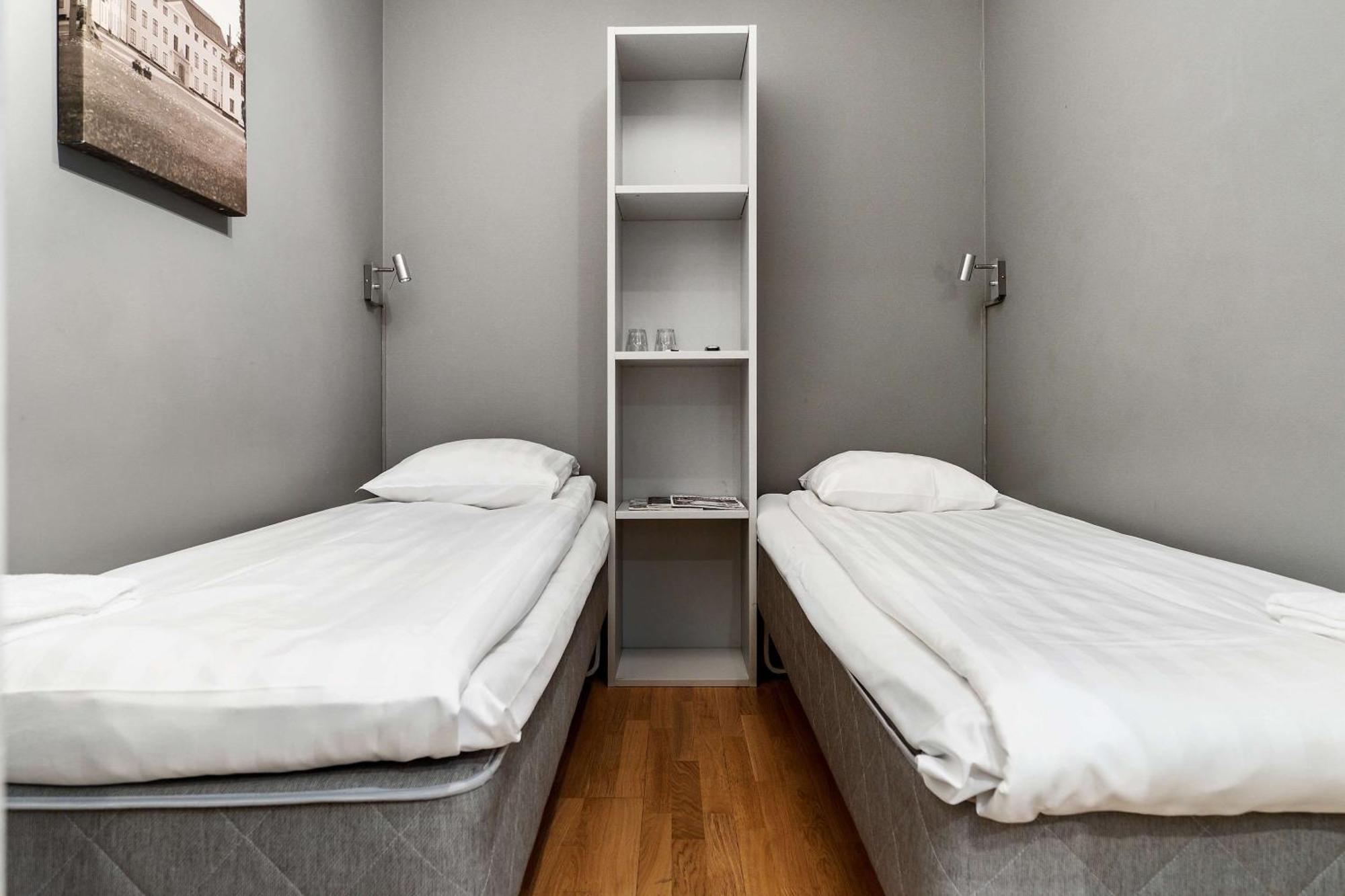 Twin Room No Window