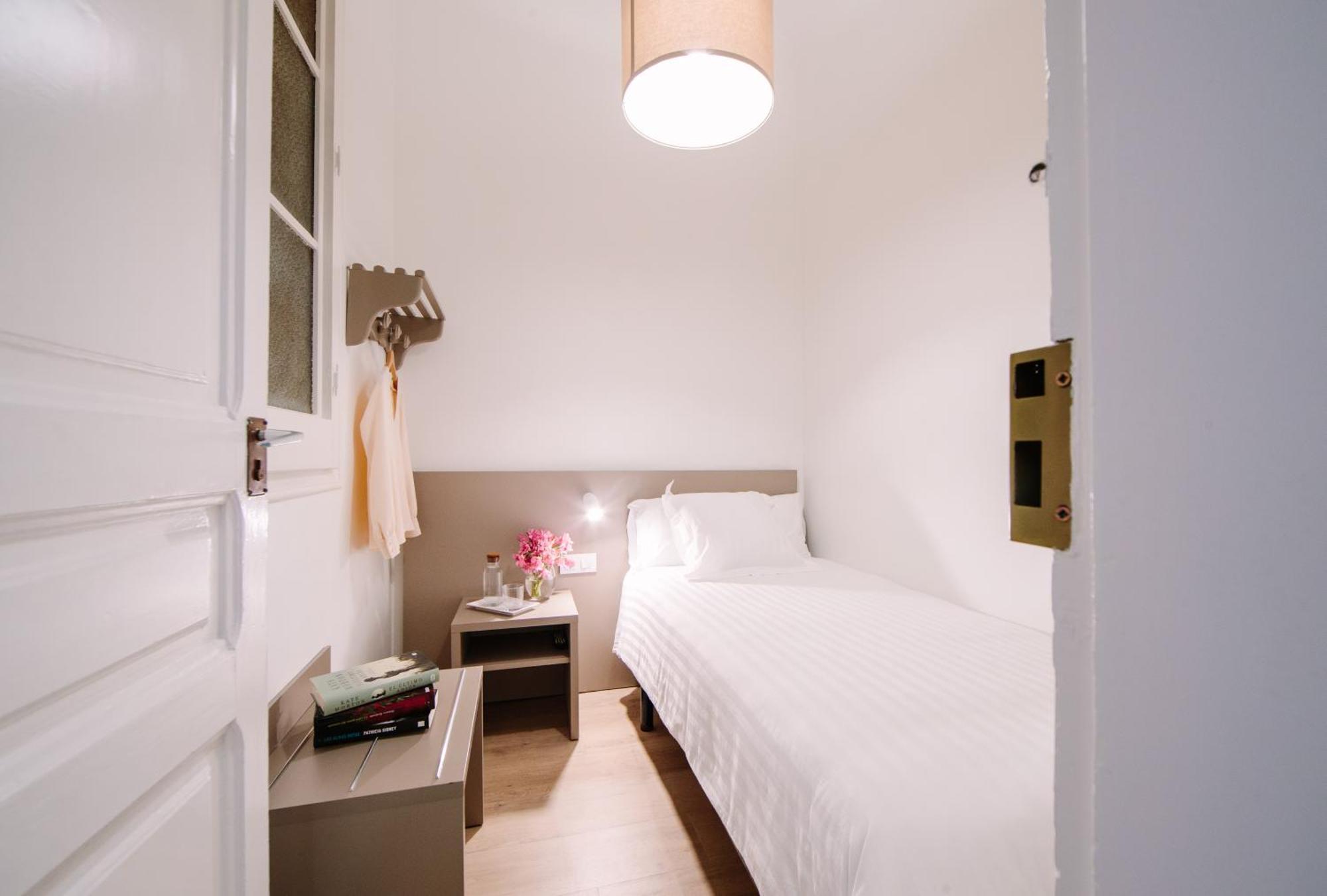 Economy Single Room