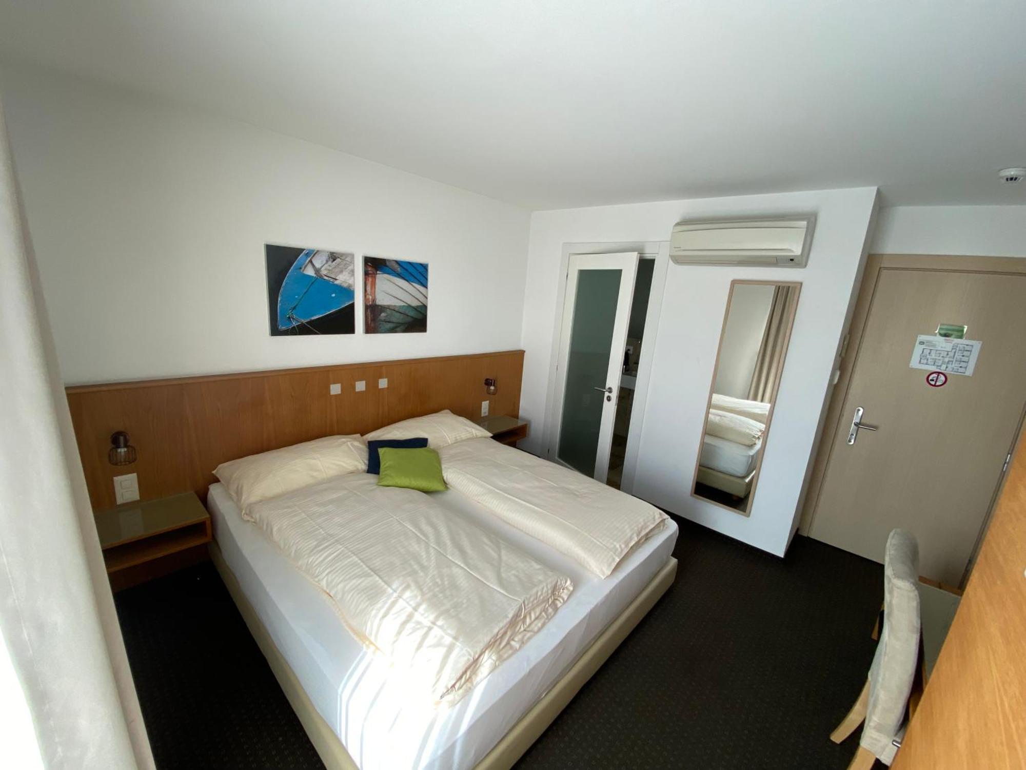 Economy Double Room,1536335428:JPEG