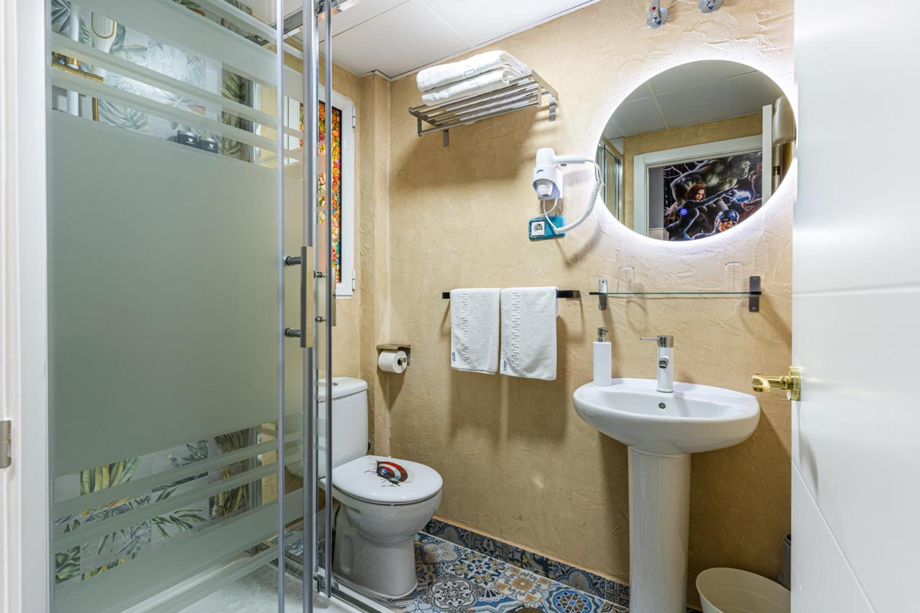 Standard Twin Room
