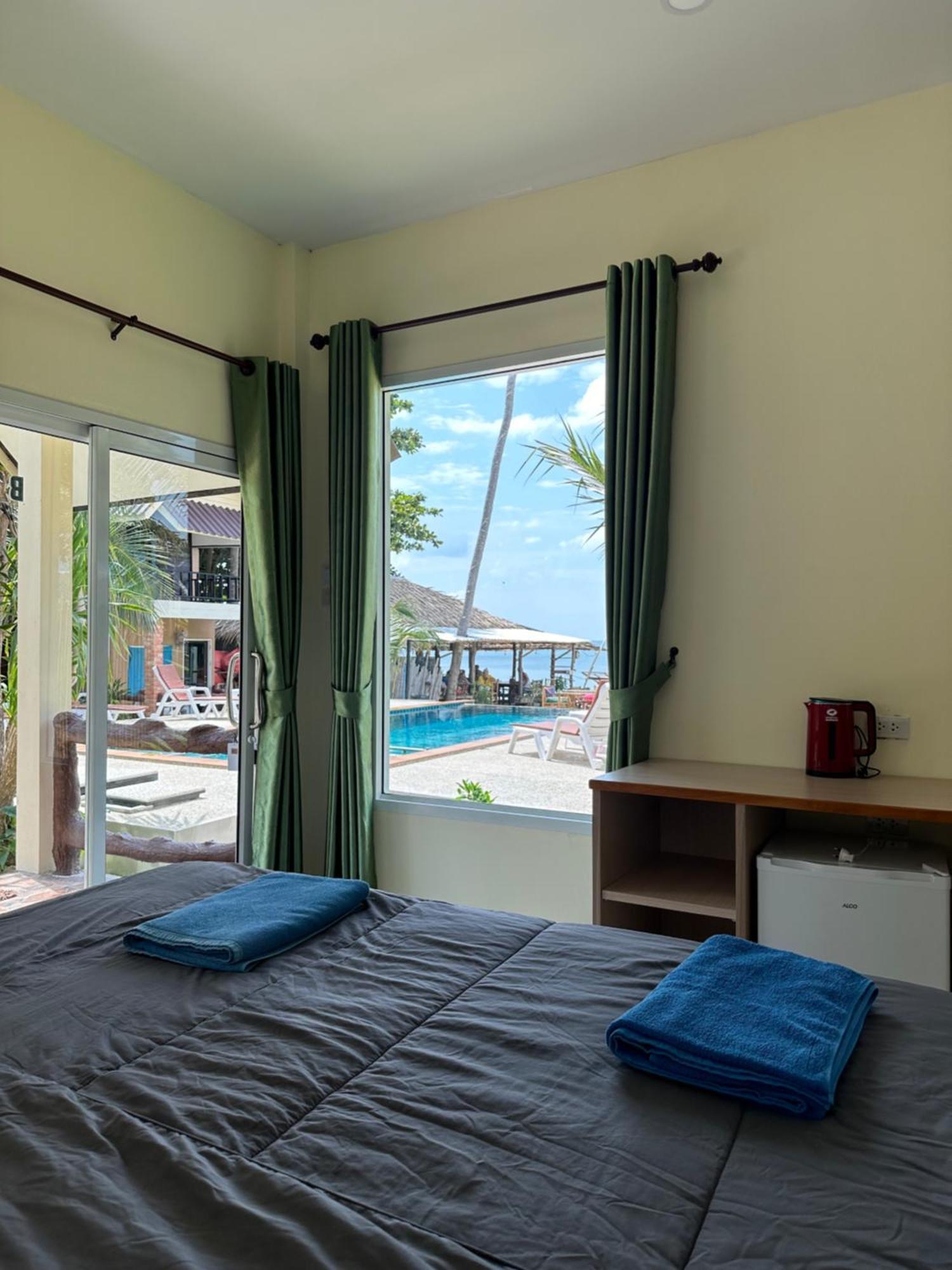 Superior King Suite