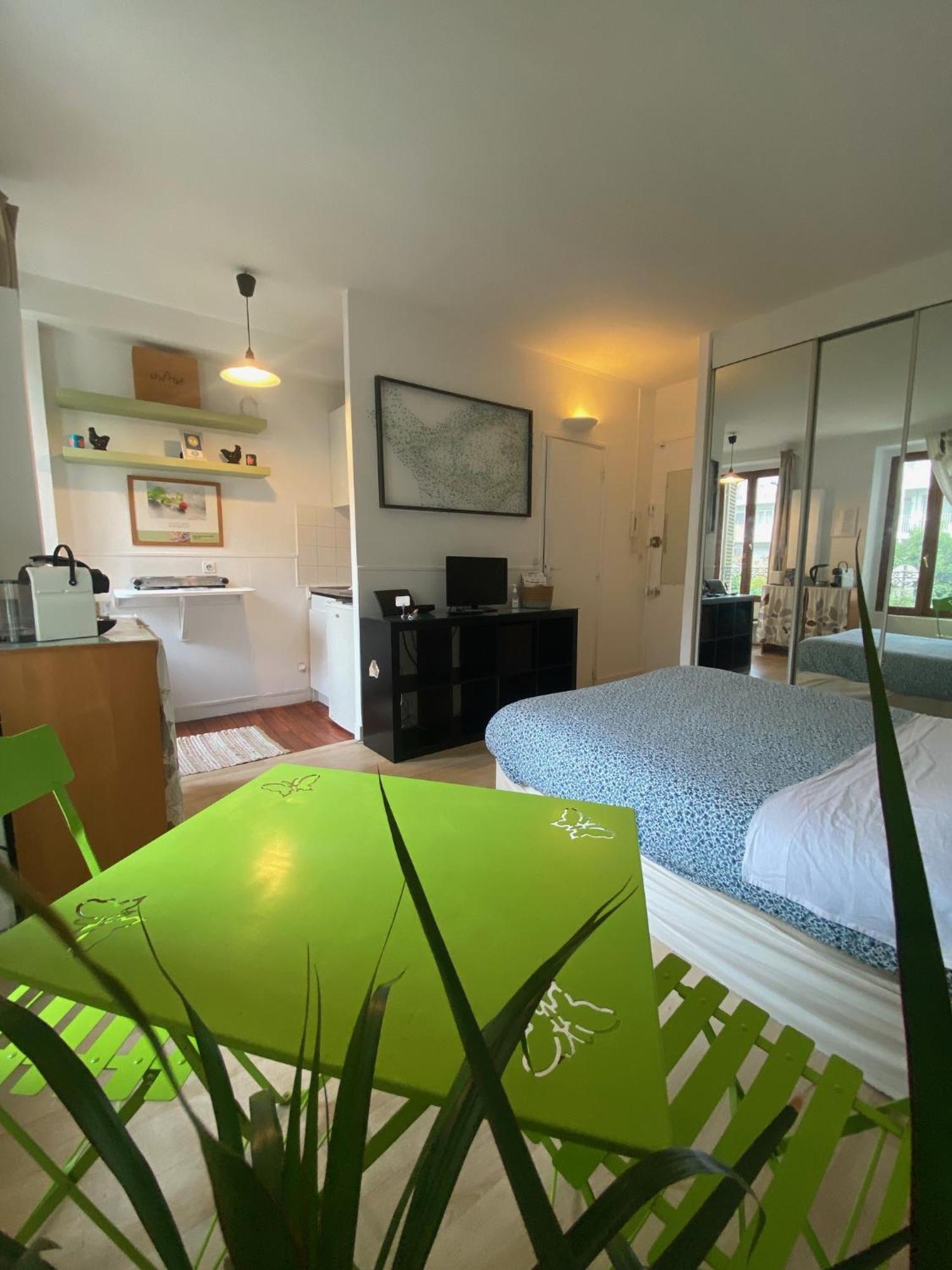 Double Room Garden View