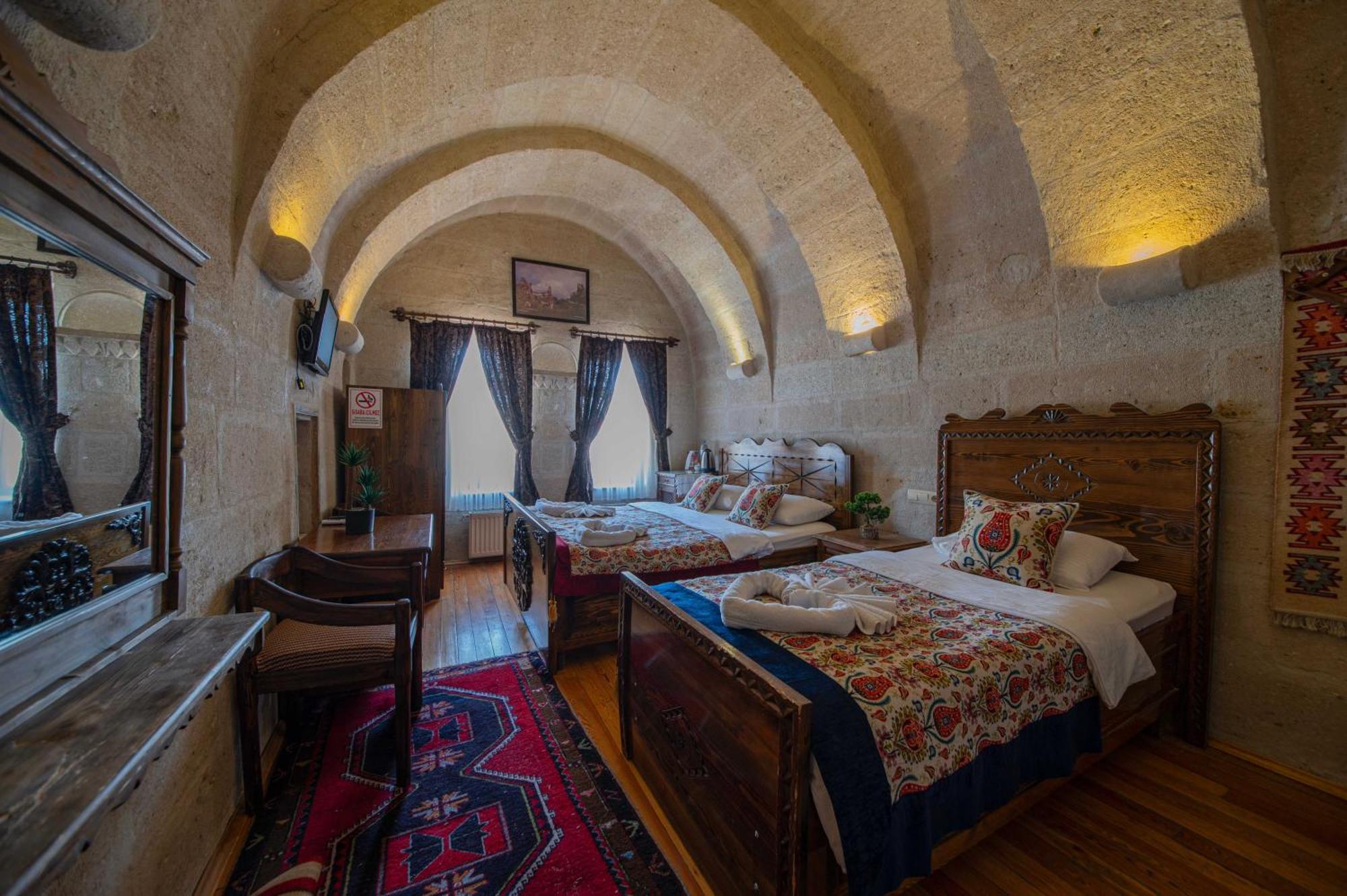 Superior Stone Triple Room,1537658497:JPEG