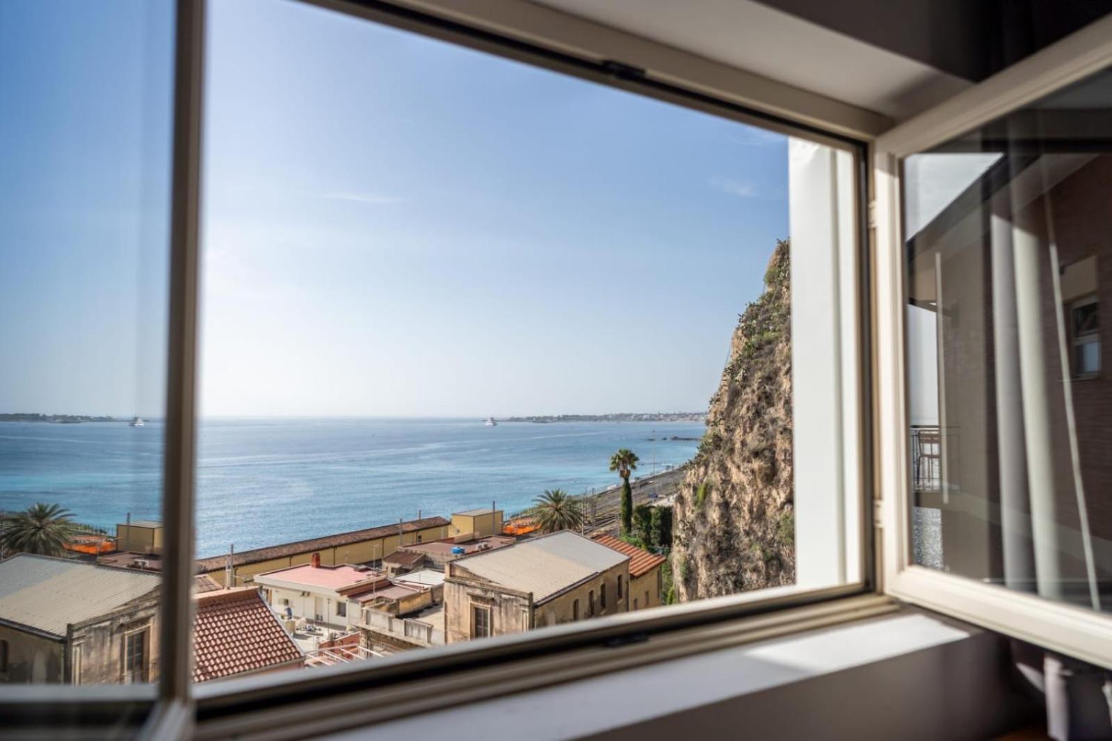 Twin Room Sea View