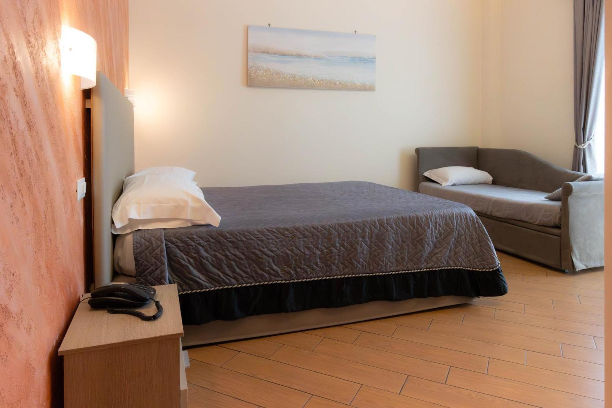 Deluxe Junior Suite