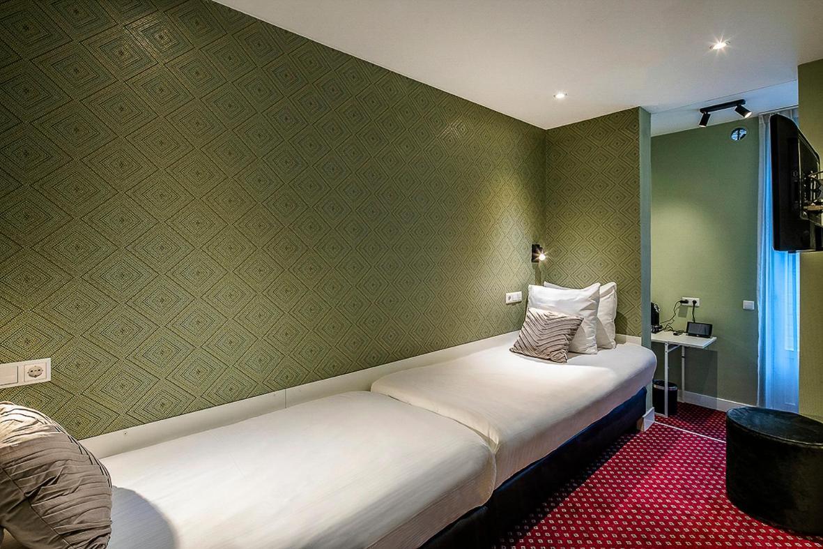 Small Twin Room