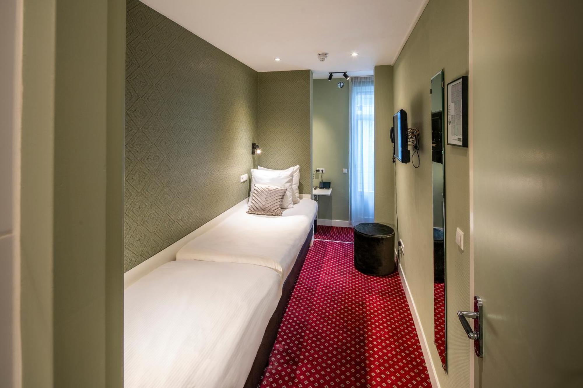 Small Twin Room