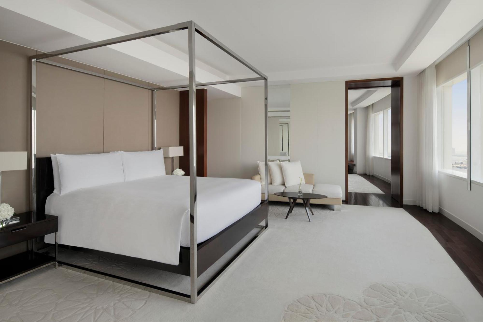 Royal Suite,1661109351:JPEG