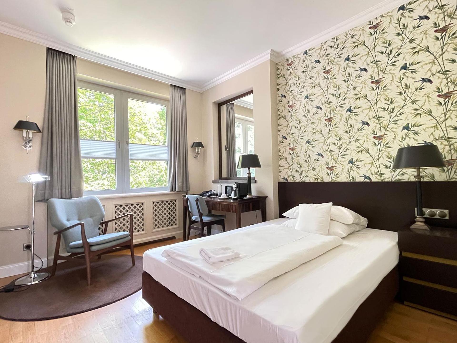 Superior Single Room,1538361190:JPEG
