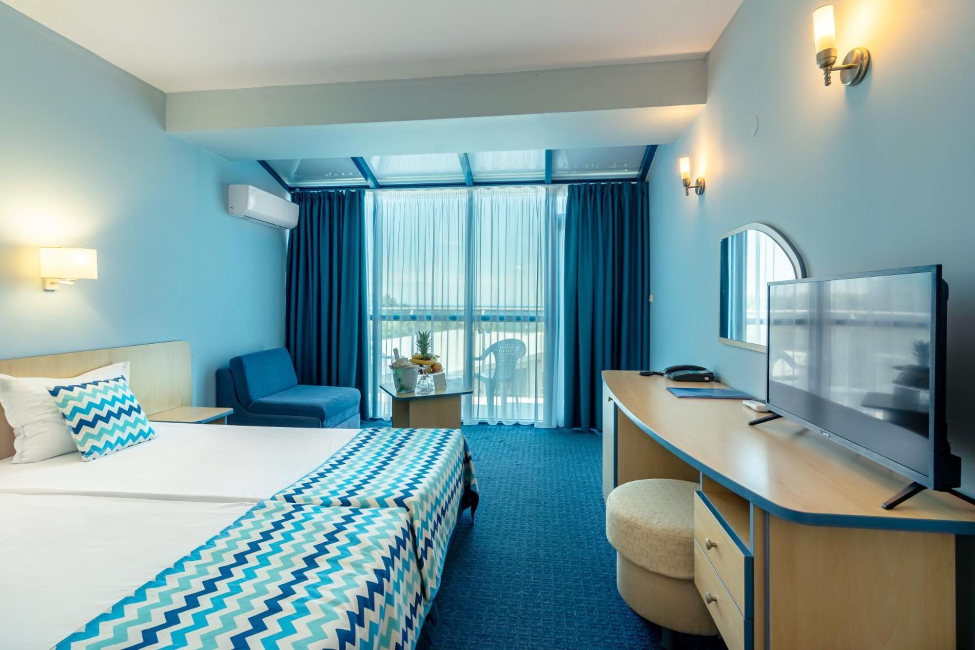 Standard Double or Twin Room Extra bed